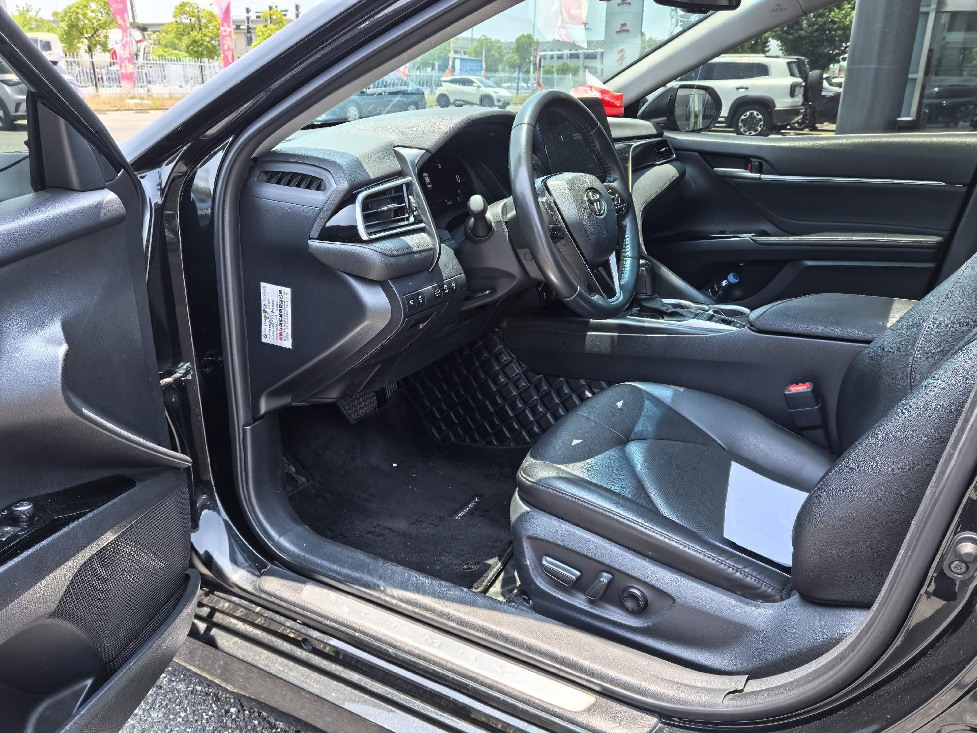 Toyota 2021 Camry 2.5G Luxury