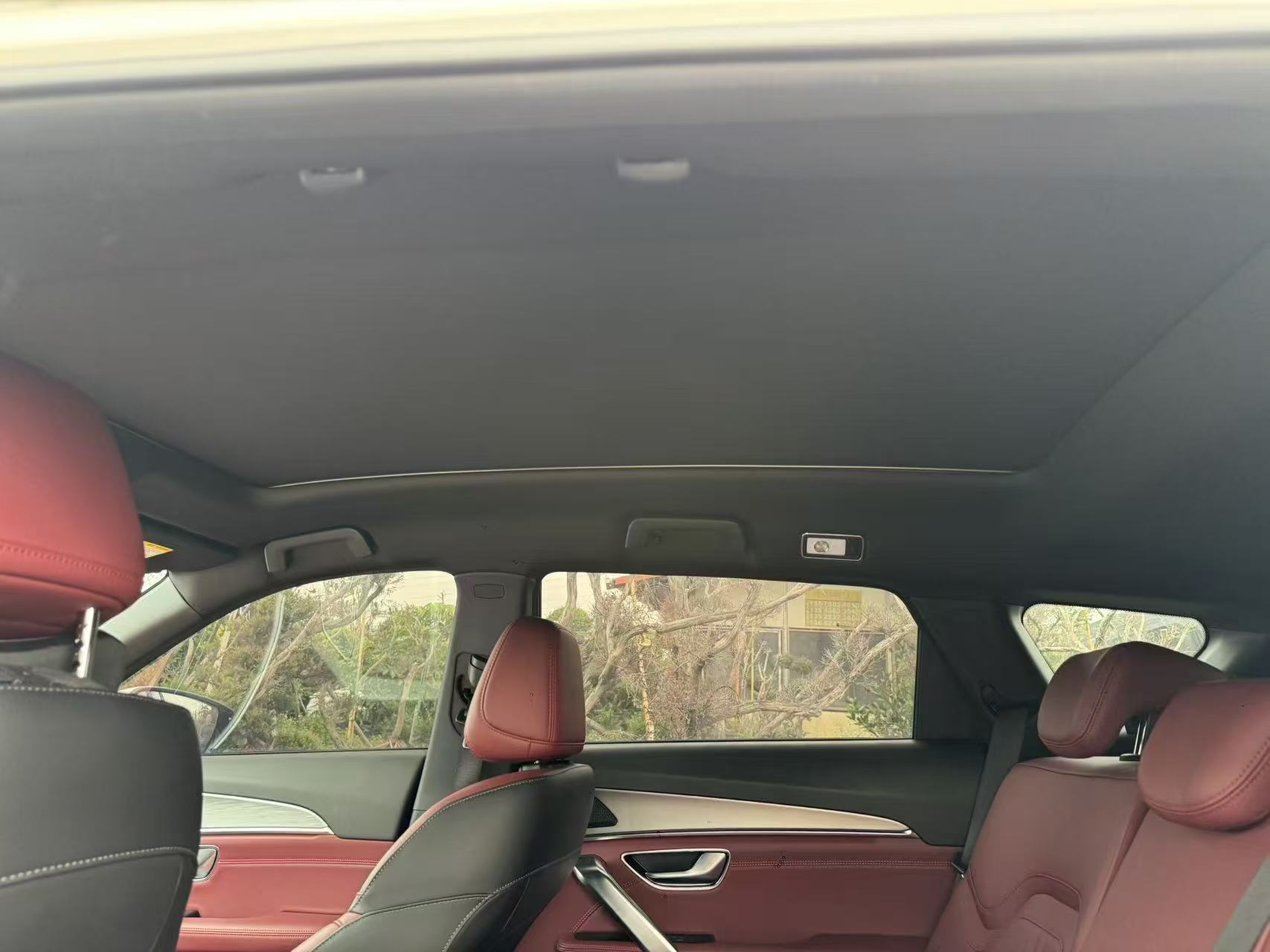 JETOUR 2025 X70 PLUS 1.5T Champion Edition MAX 5-Seater