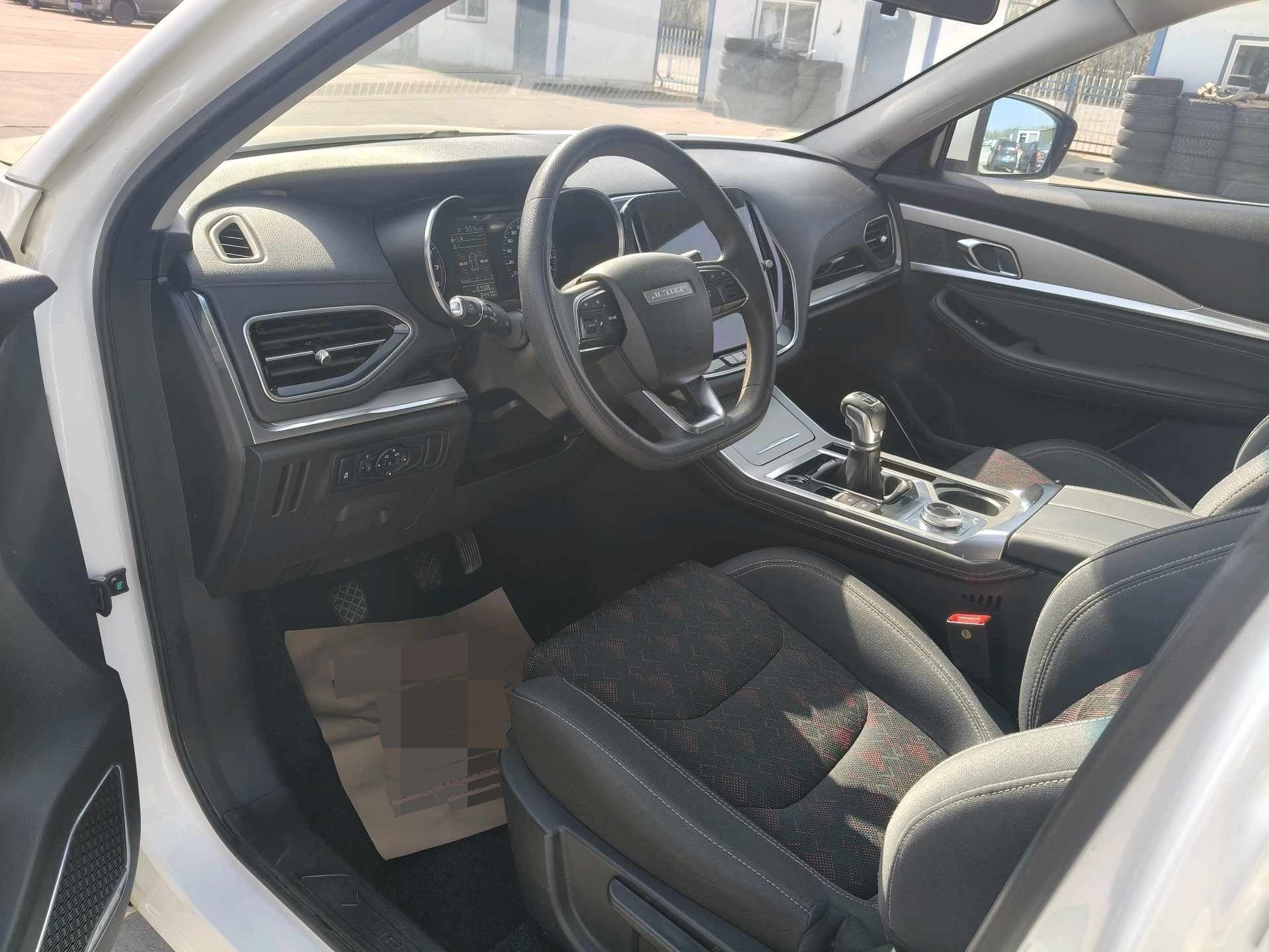 捷途 2020款 X70 1.5T 畅行版6座