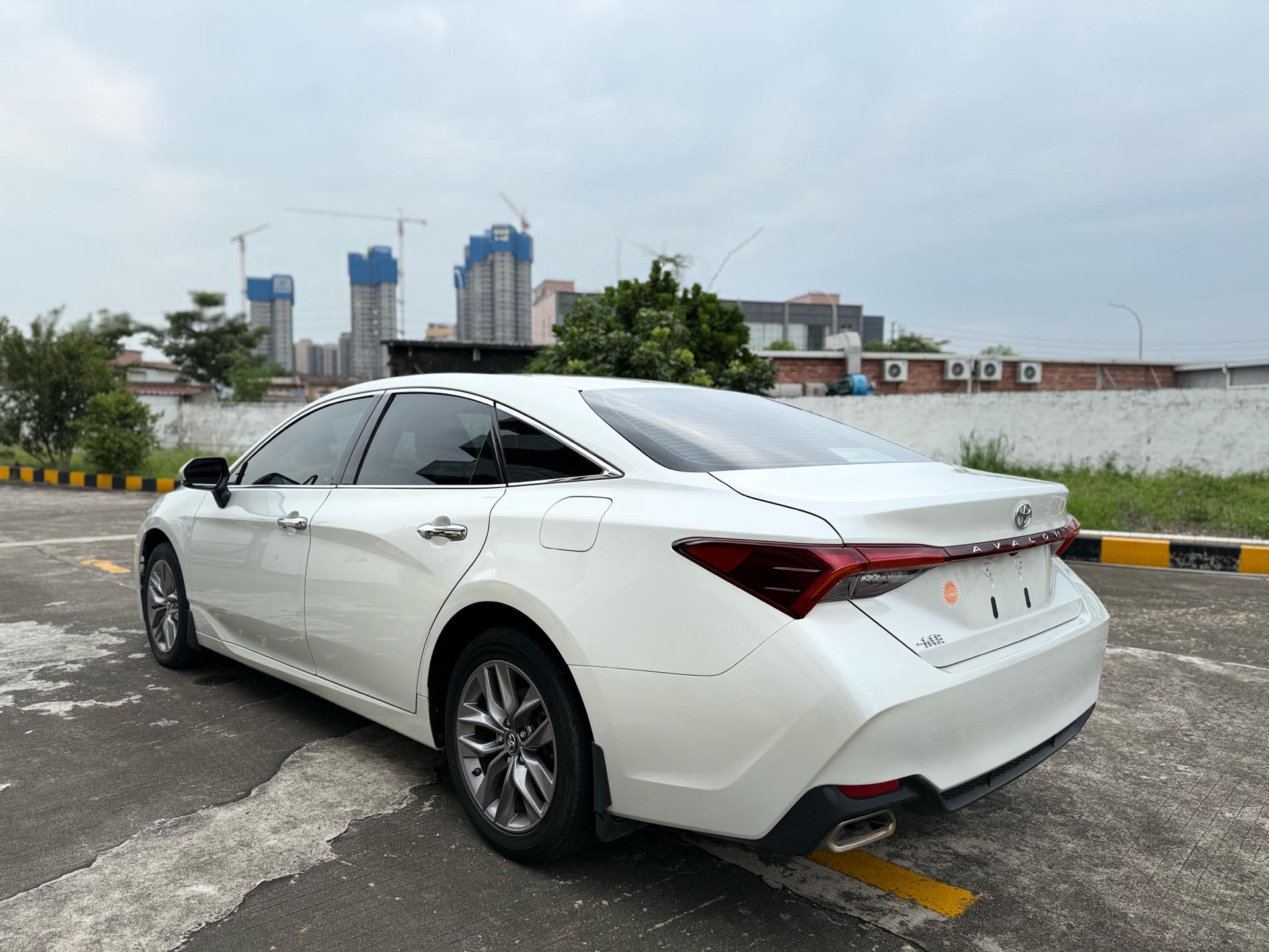 Toyota 2019 Avalon 2.0 CVT Luxury Edition