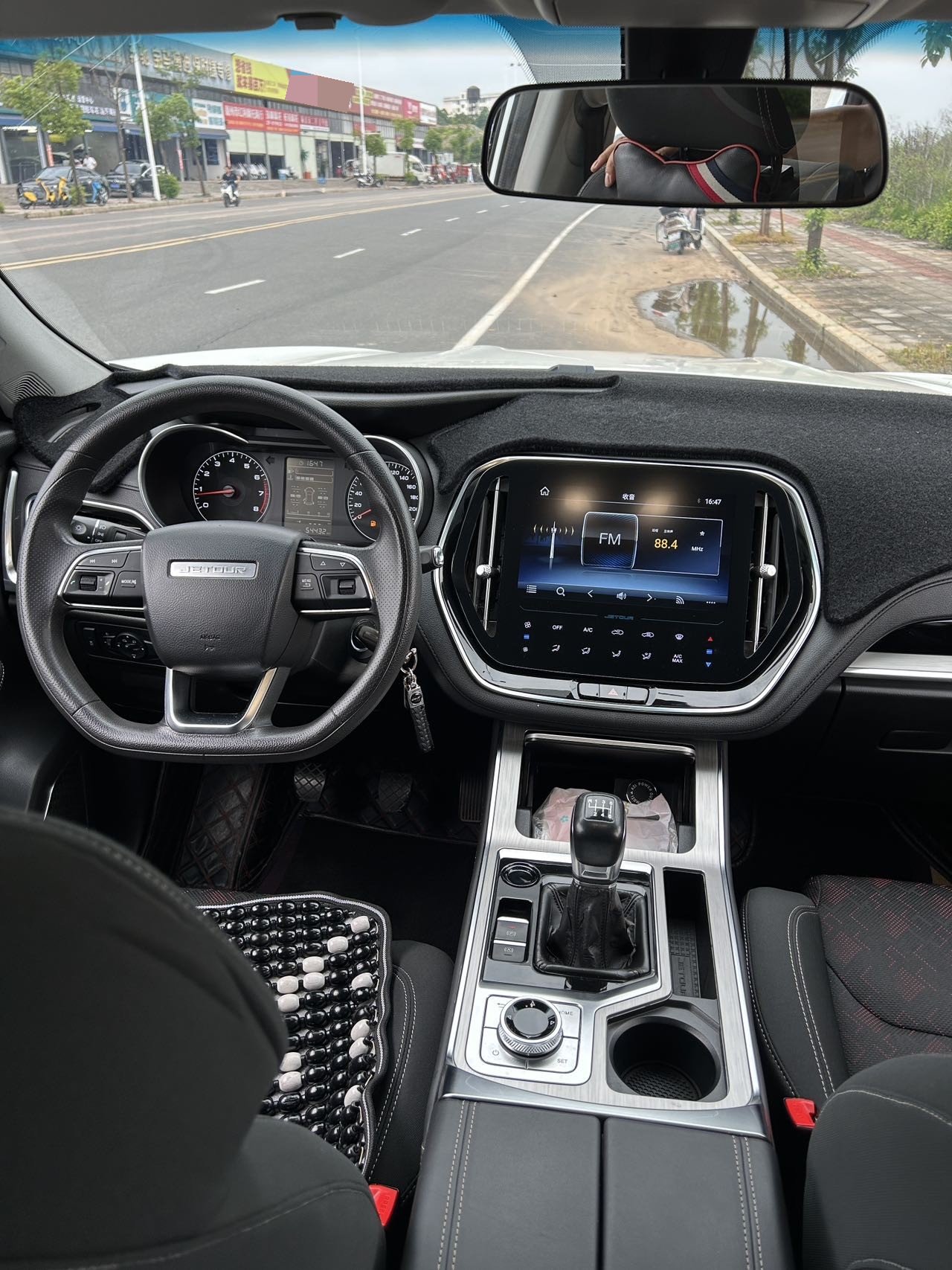 捷途 2020款 X70 1.5T 悦行版7座