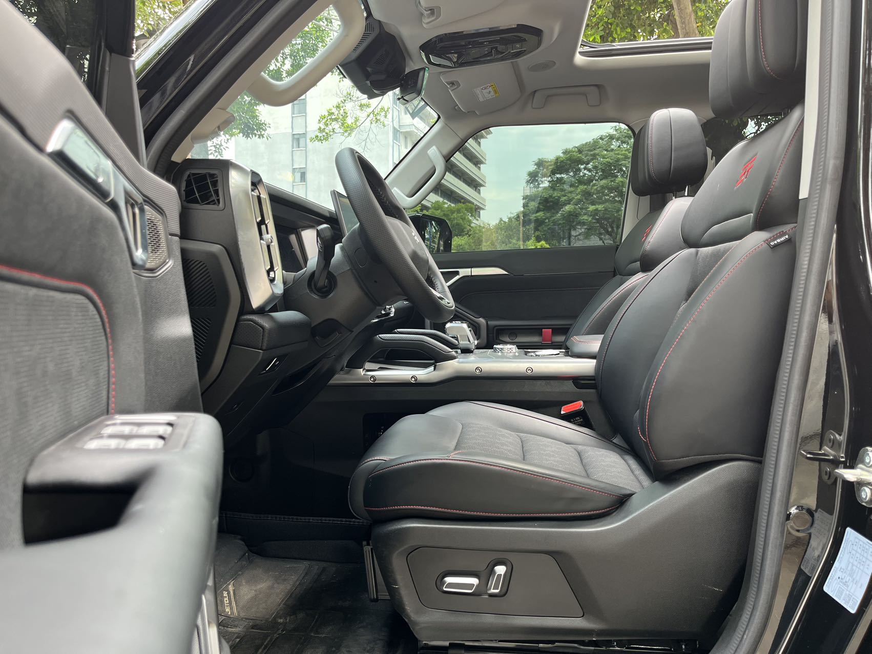 JETOUR 2025 Shanhai T2 C-DM 1.5T 120km Discovery Extended 7-Seater
