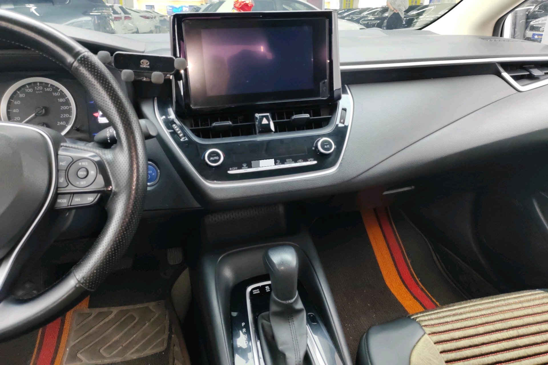 Toyota 2022 Corolla Twin Engine 1.8 CVT Pioneer Edition