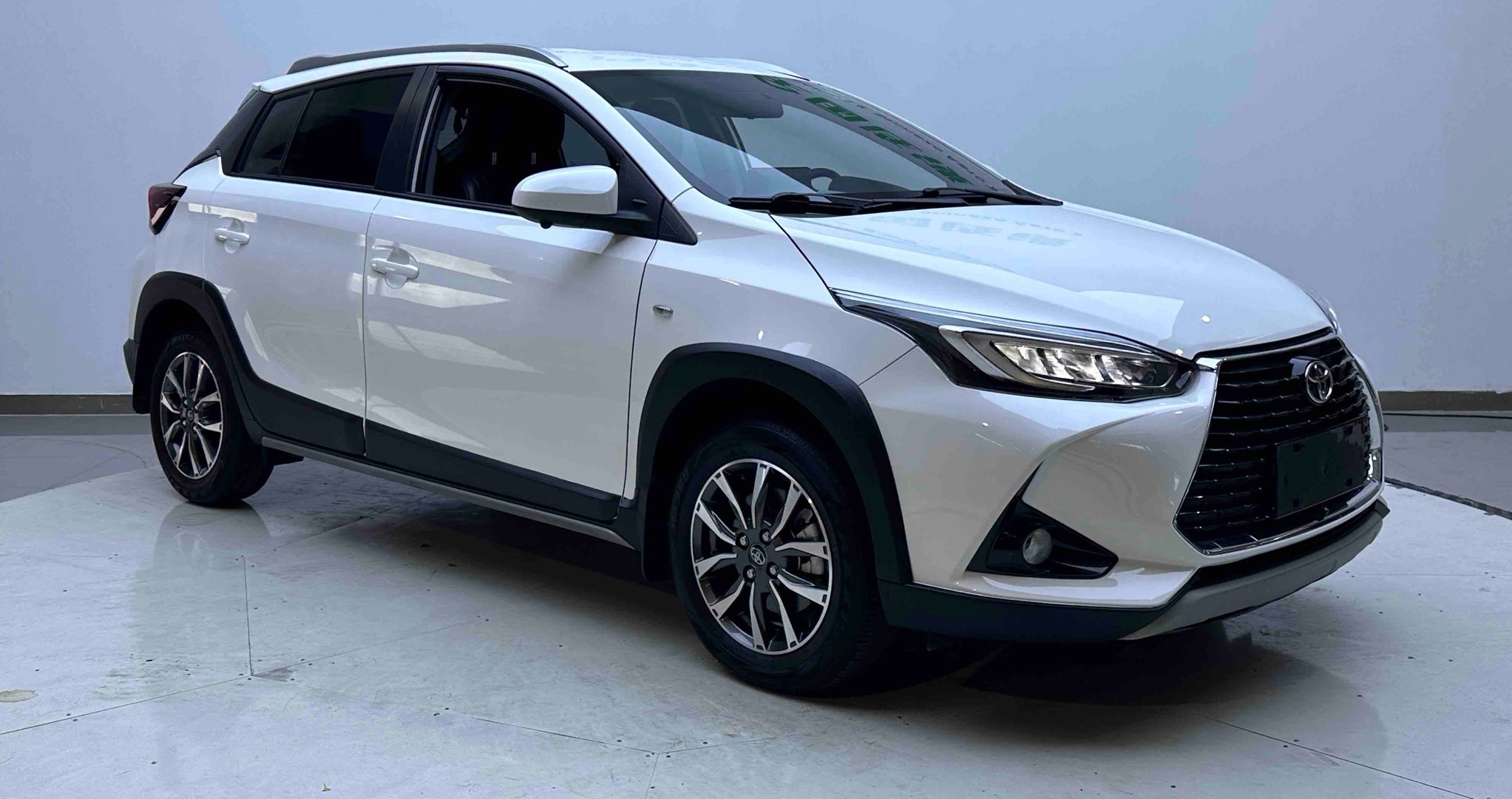 丰田 雅力士 2022款 YARiS L 致炫 X 1.5 无级 豪华PLUS版