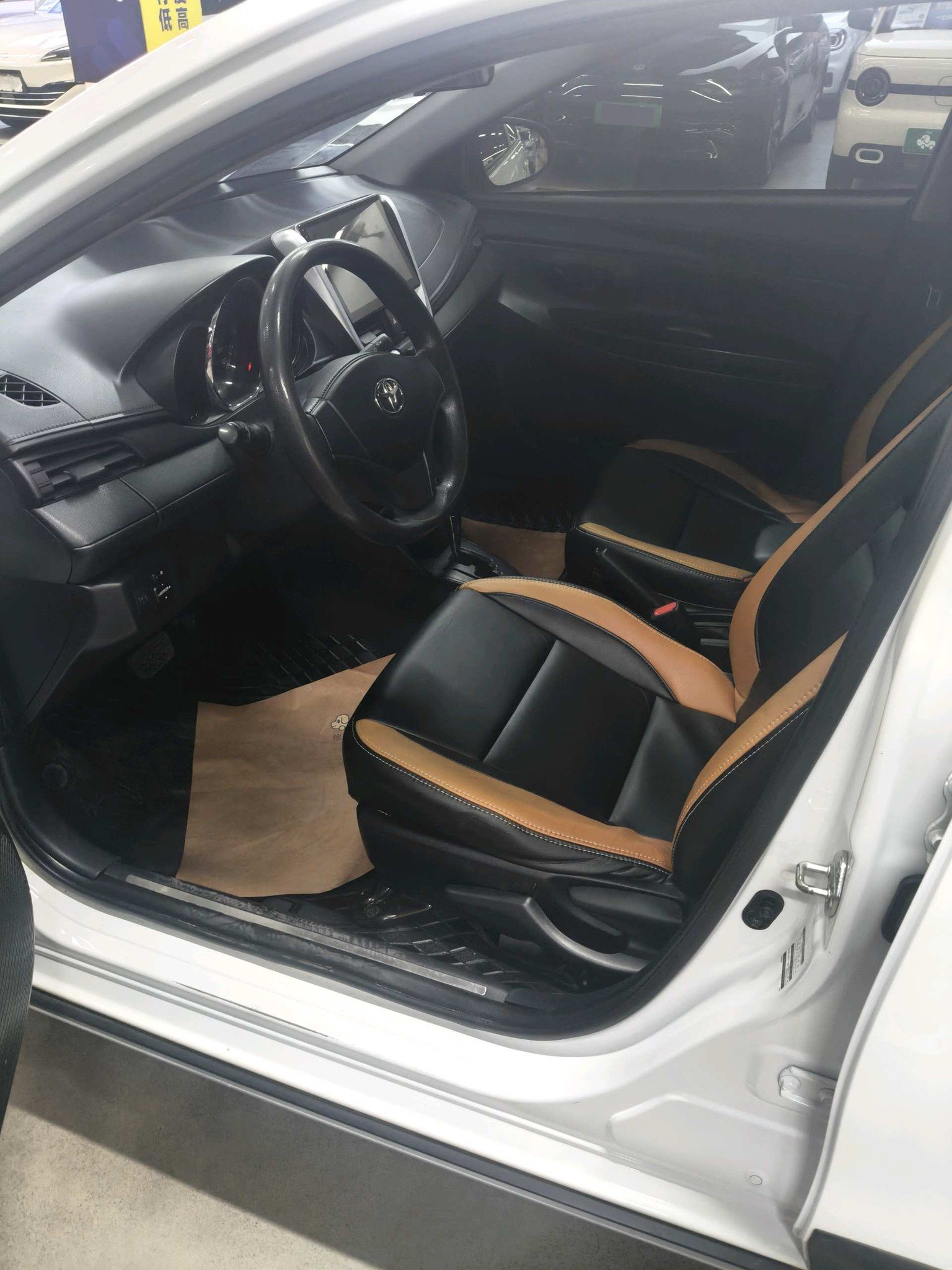 丰田 雅力士 2021款 YARiS L 致炫 1.5 无级 领先版