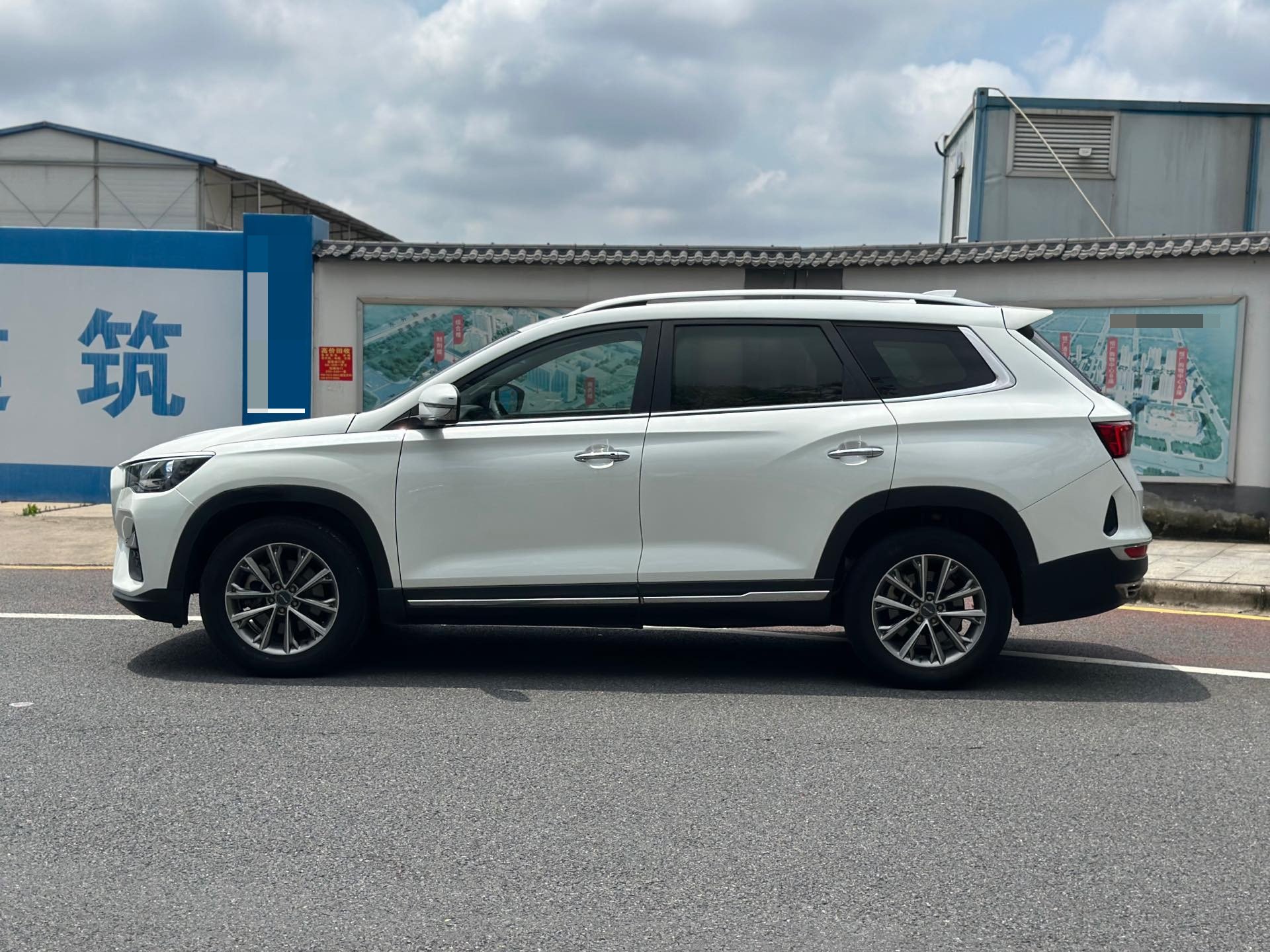 JETOUR 2021 X90 1.5T Yingzhi Edition 7-Seater