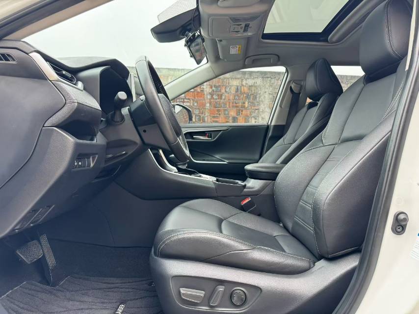 Toyota 2022 Wildlander 2.0 CVT 4WD Luxury Plus