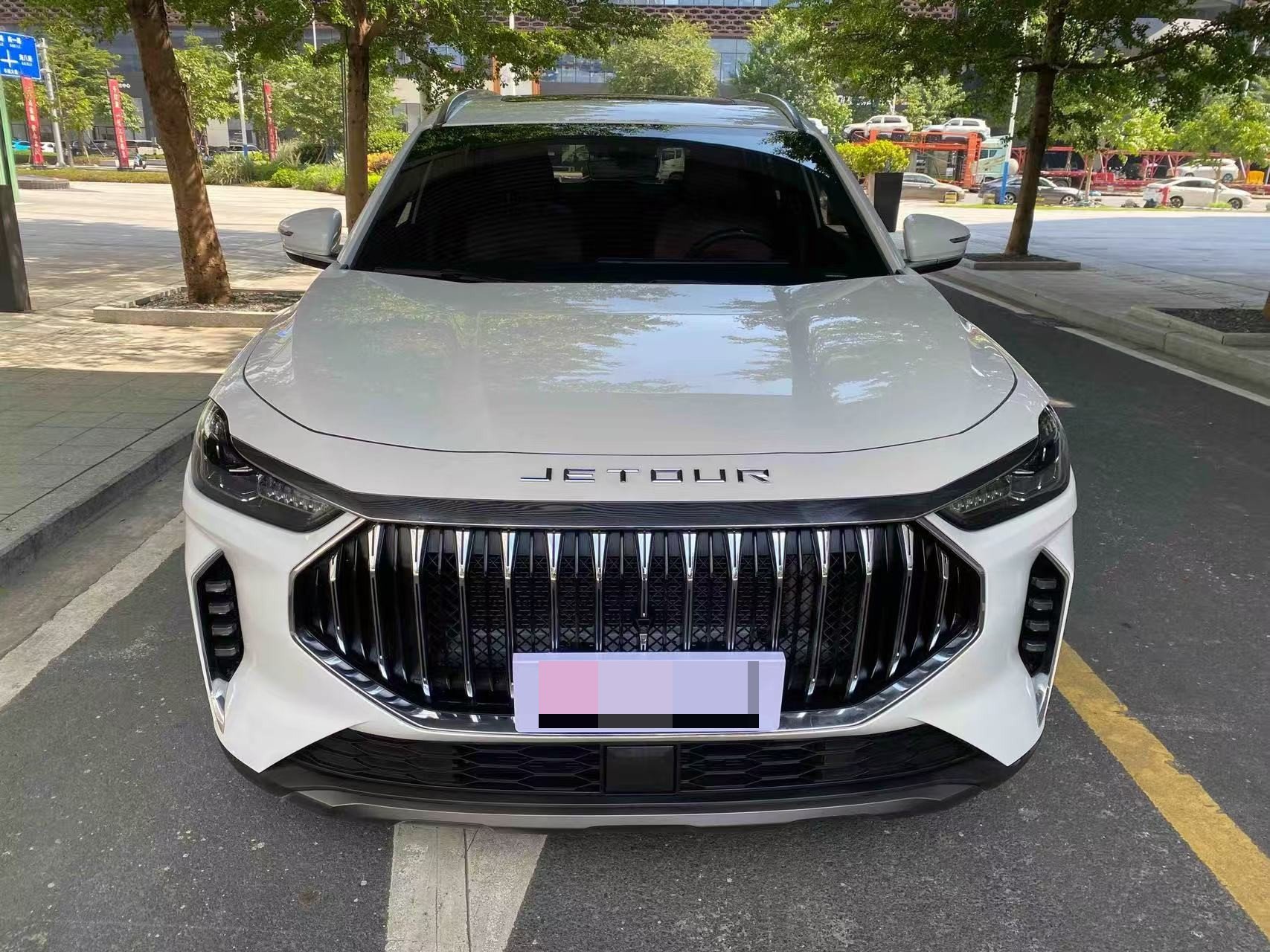 JETOUR 2024 X70 PLUS 1.5T Champion Edition MAX 5-Seater