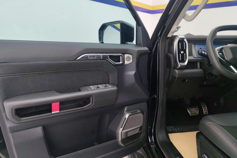 JETOUR 2023 Traveler 2.0T 4WD Conquest