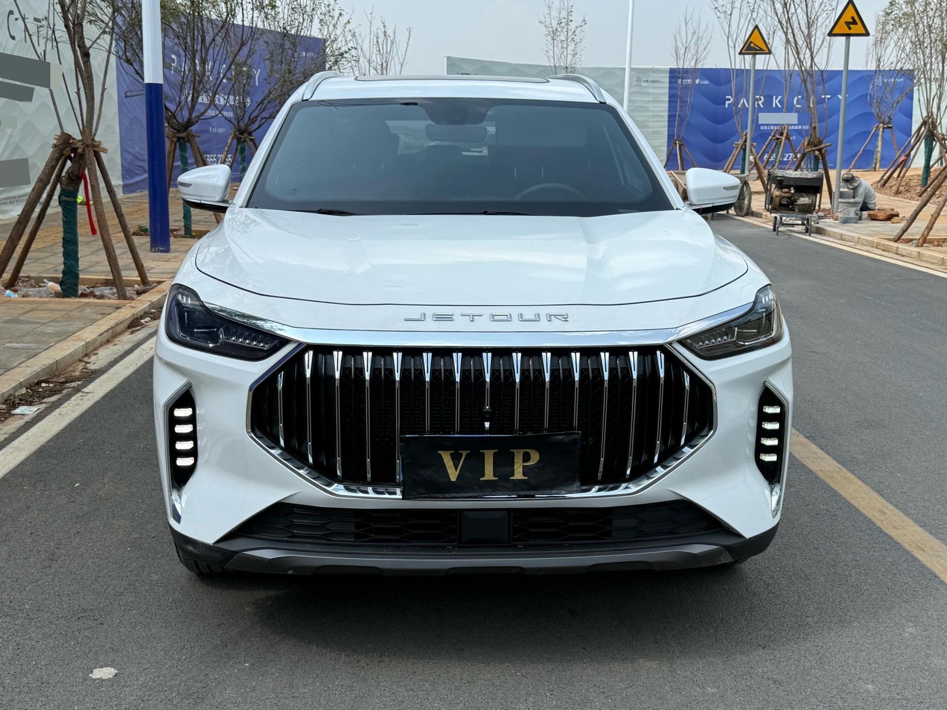 捷途 2023款 X70 PLUS 1.5T 勇者PRO5座