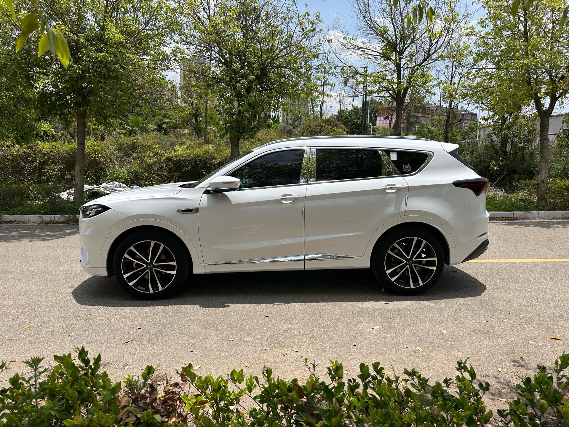 JETOUR 2021 X70 PLUS 1.6T Di 5-Seater