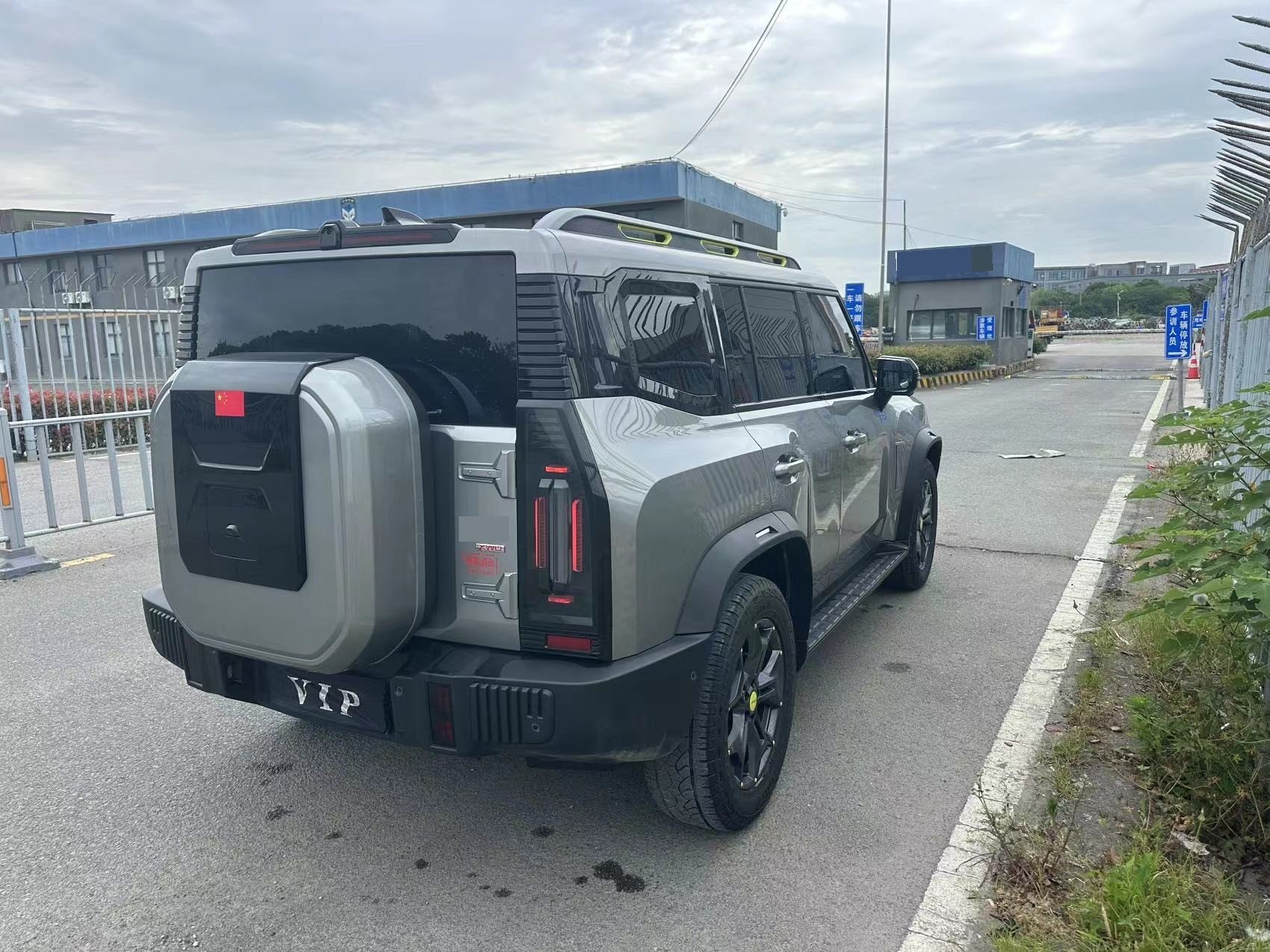 捷途 2023款 旅行者 2.0T 四驱穿越PRO+