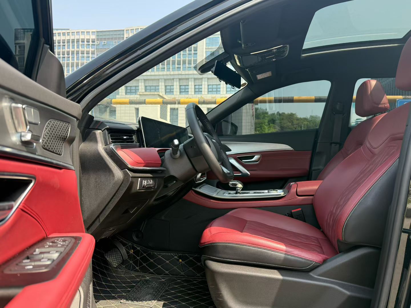 JETOUR 2023 X70 PLUS 1.5T Yongzhe PLUS 5-Seater