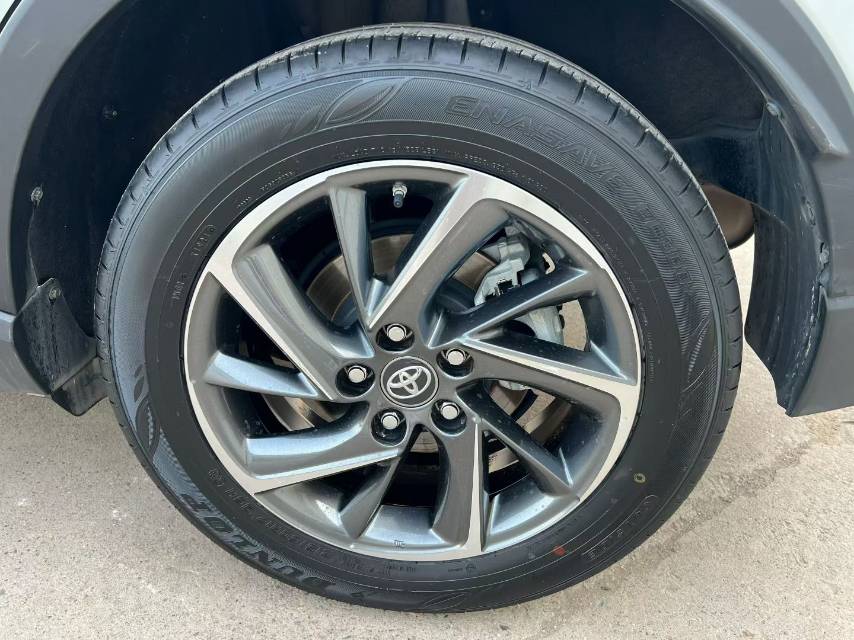 Toyota 2021 C-HR 2.0 CVT Luxury