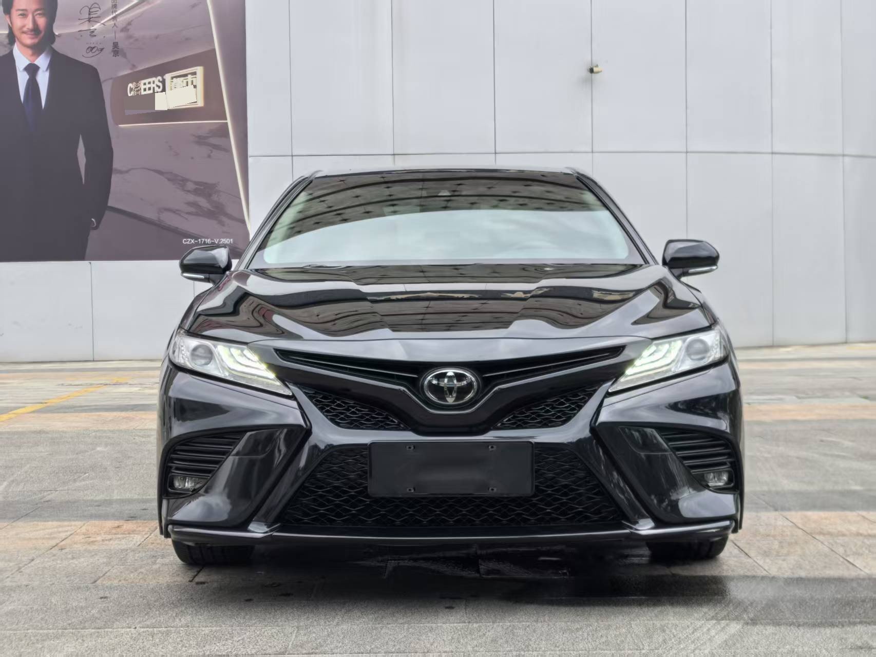 Toyota 2018 Camry 2.5S Fengshang Edition