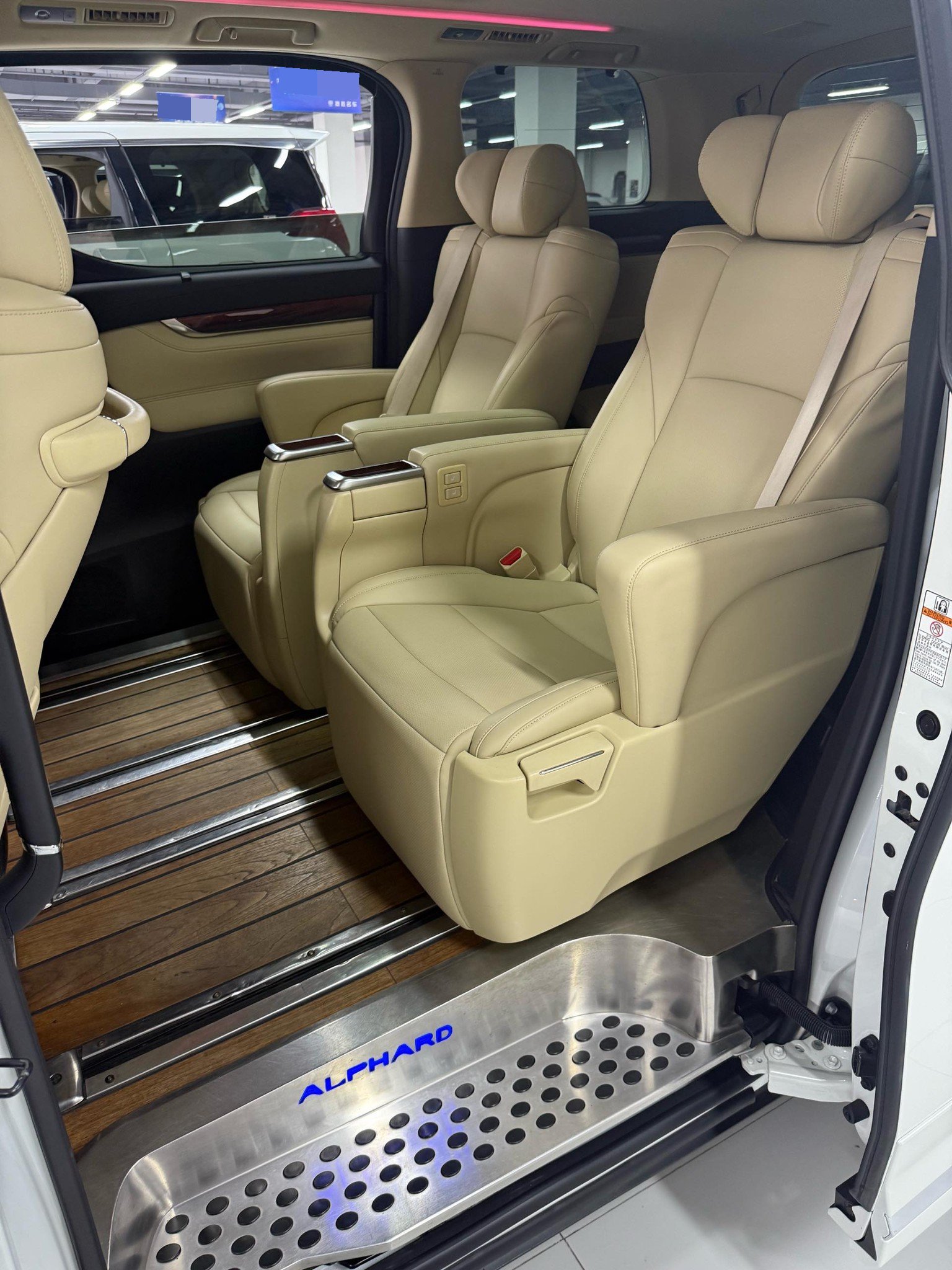 Toyota Alphard (Import) 2015 Alphard 3.5 Luxury