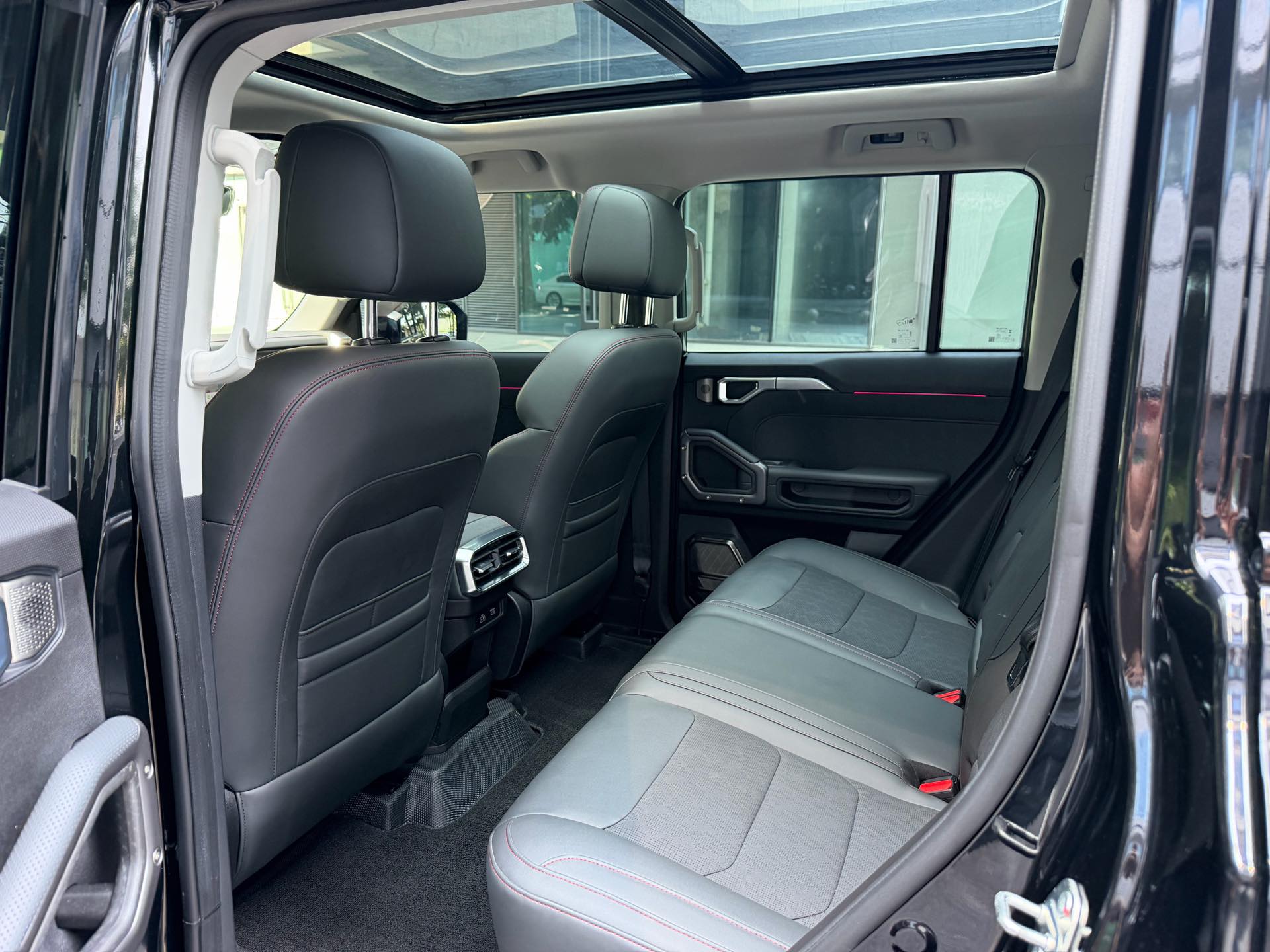 JETOUR 2023 Traveler 2.0T 4WD Cross PRO