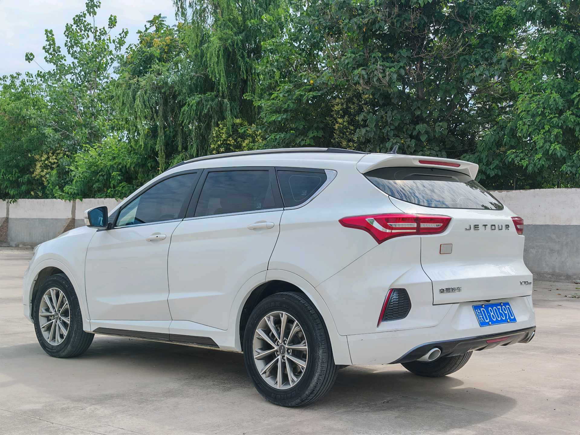 捷途 2020款 X70 1.5T 畅行版5座
