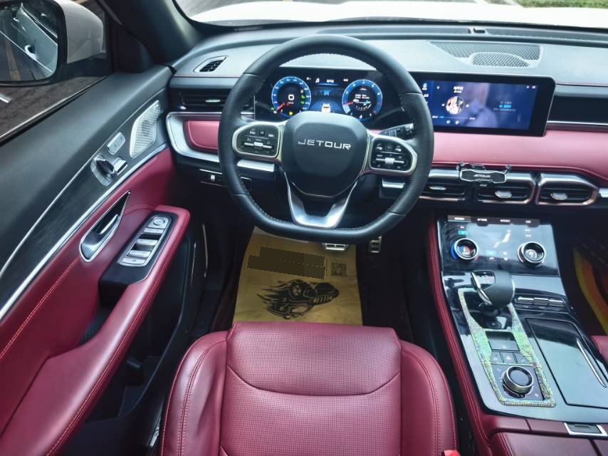 JETOUR 2021 X70 PLUS 1.6T Di PRO 5-Seater
