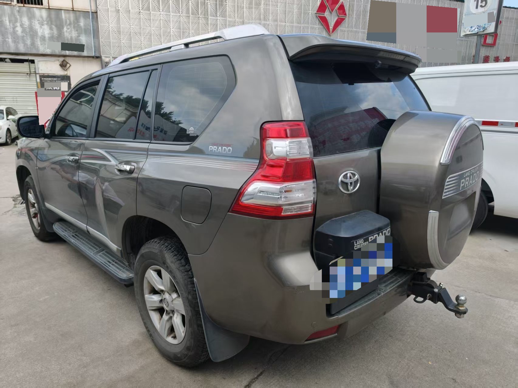 Toyota Prado (Import) 2015 Prado 4.0 VX Middle East Version