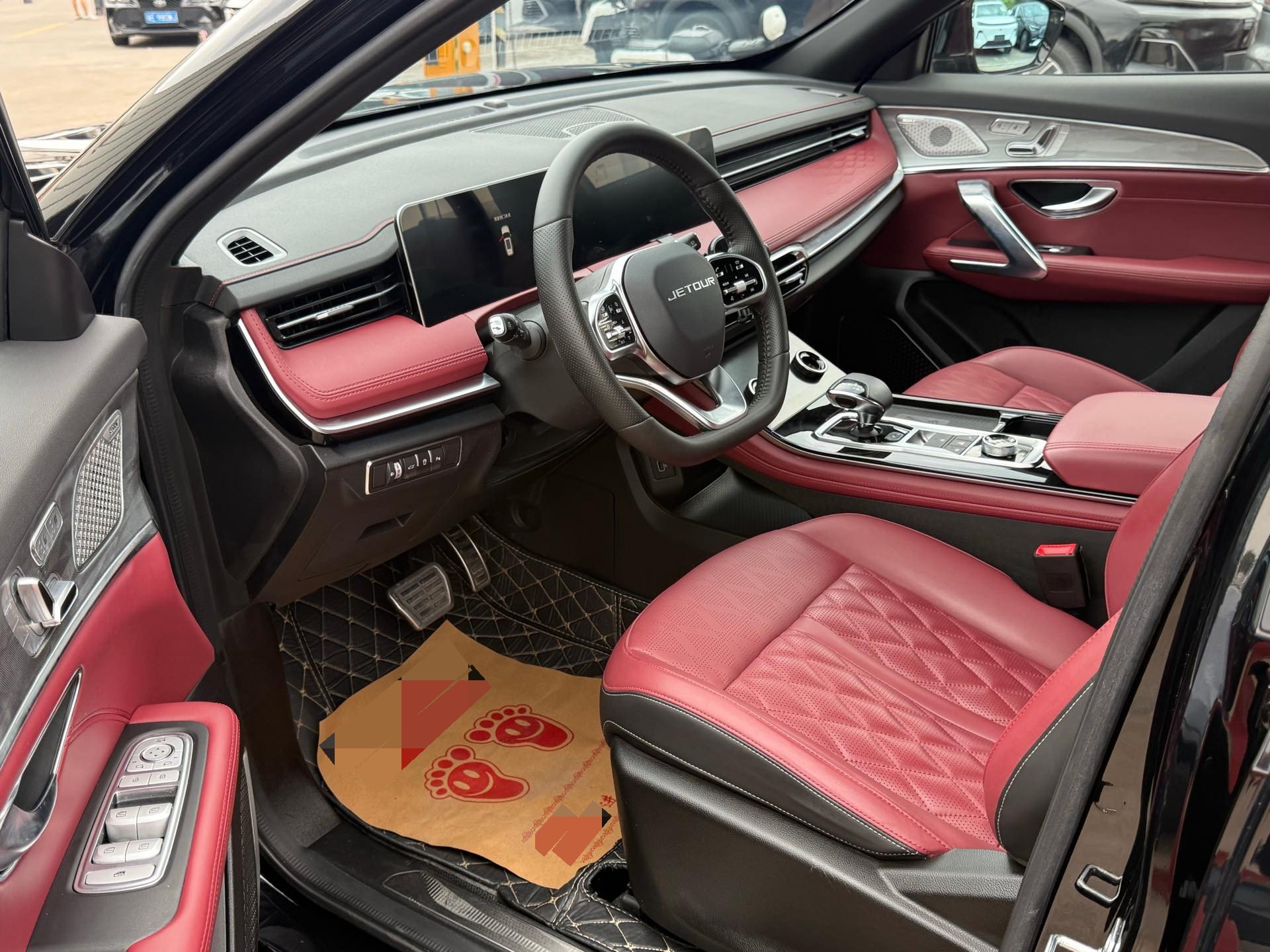 捷途 2023款 X70 PLUS 1.6T 强者PRO5座