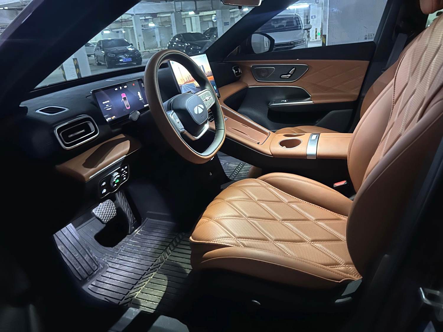 Chery 2025 Fengyun A9L 1.5T 260 Boya Luxury Edition