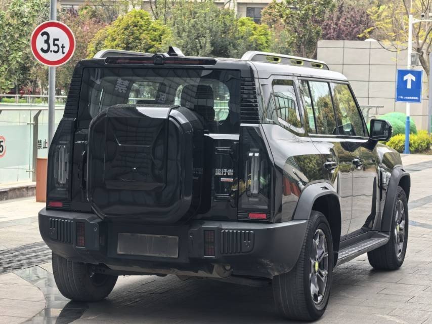 JETOUR 2023 Traveler 2.0T 4WD Cross PRO