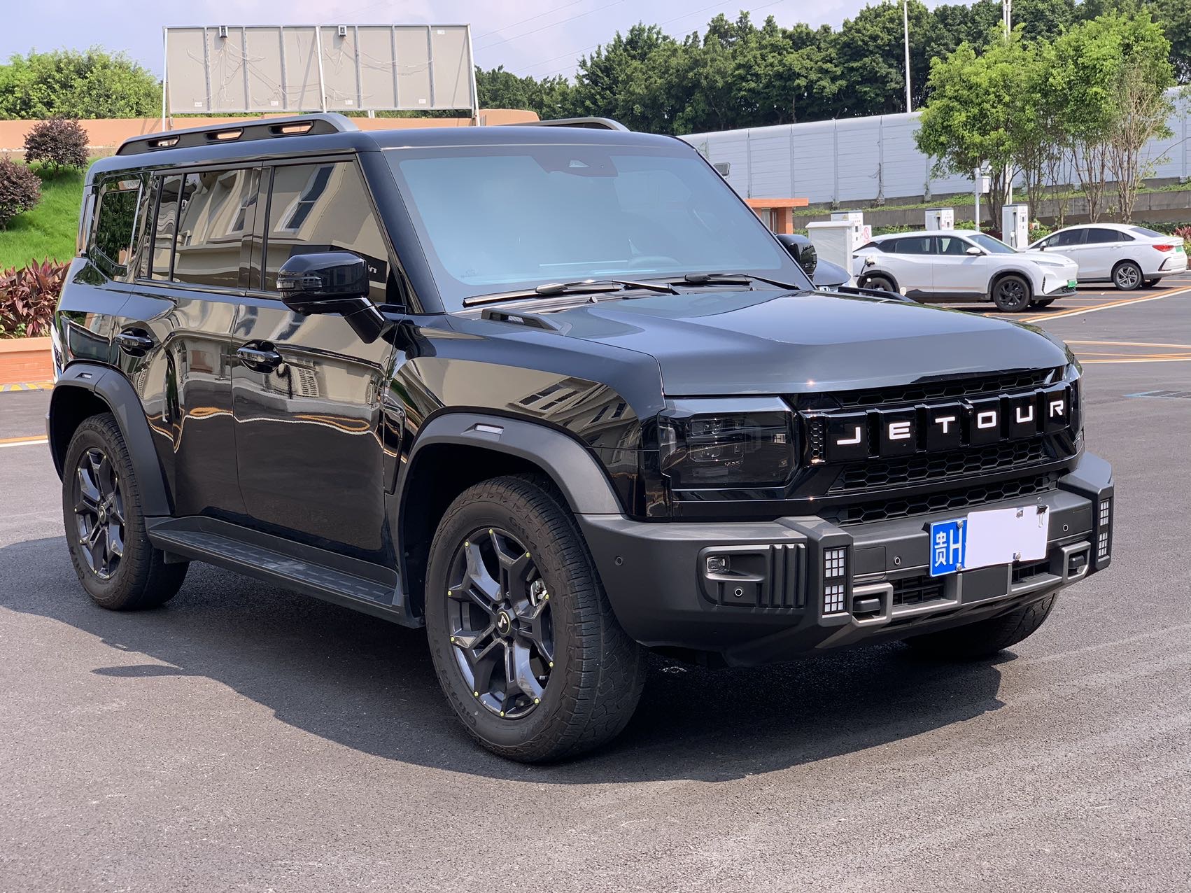 JETOUR 2023 Traveler 2.0T 4WD Cross PRO+