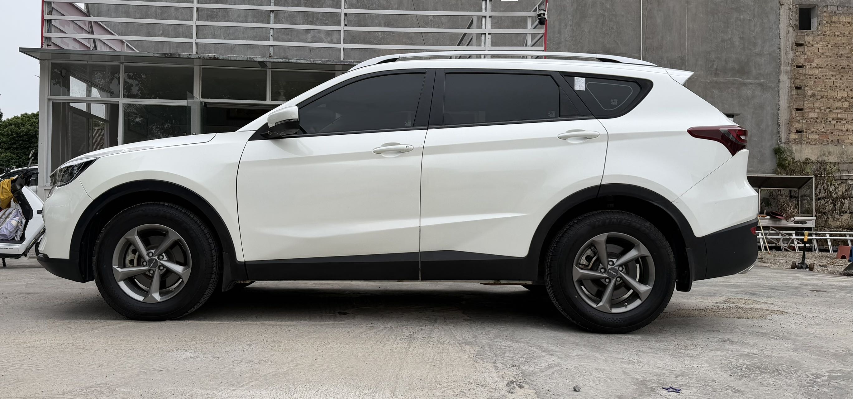JETOUR 2020 X70M 1.5T Travel Companion (Facelift)