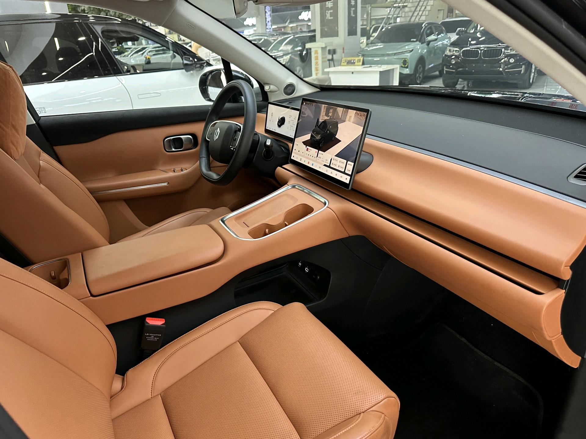 Leapmotor 2026 C16 280 LiDAR Zhizun Edition 6-Seater