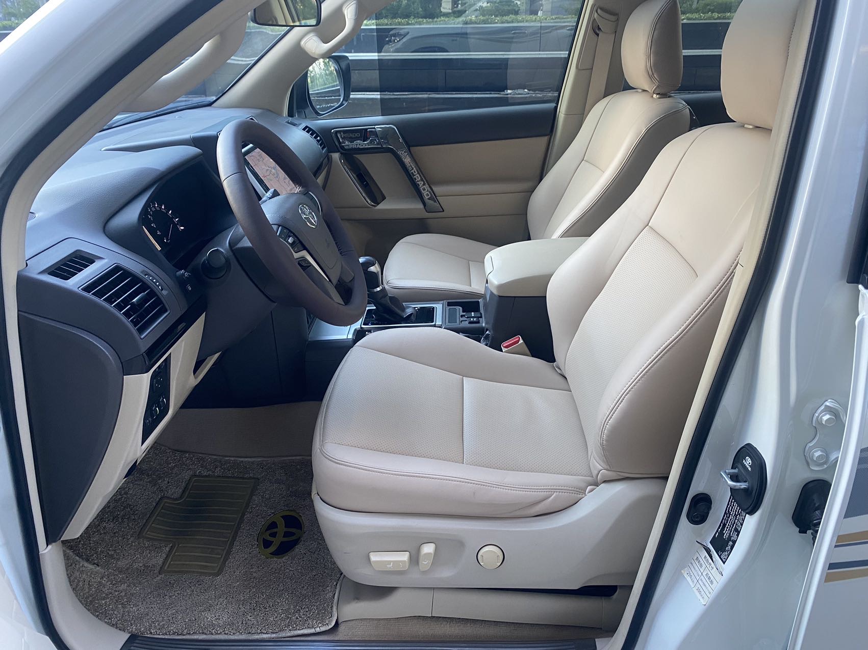 丰田 普拉多(进口) 2019款 普拉多 4.0 VXR 中东版