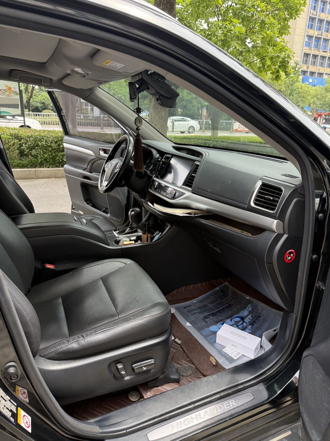Toyota 2018 Highlander 2.0T 2WD Premium 7-Seater