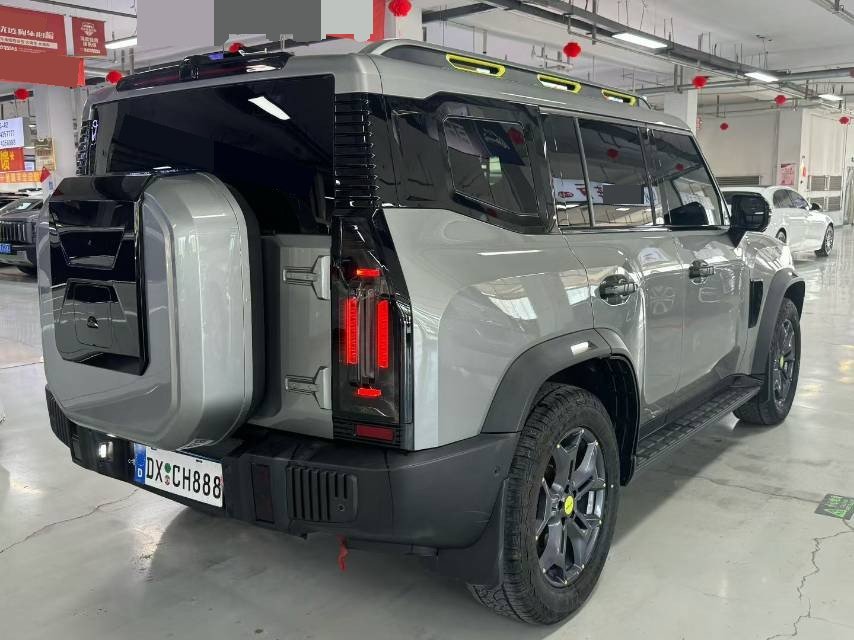 JETOUR 2023 Traveler 2.0T 4WD Cross PRO+