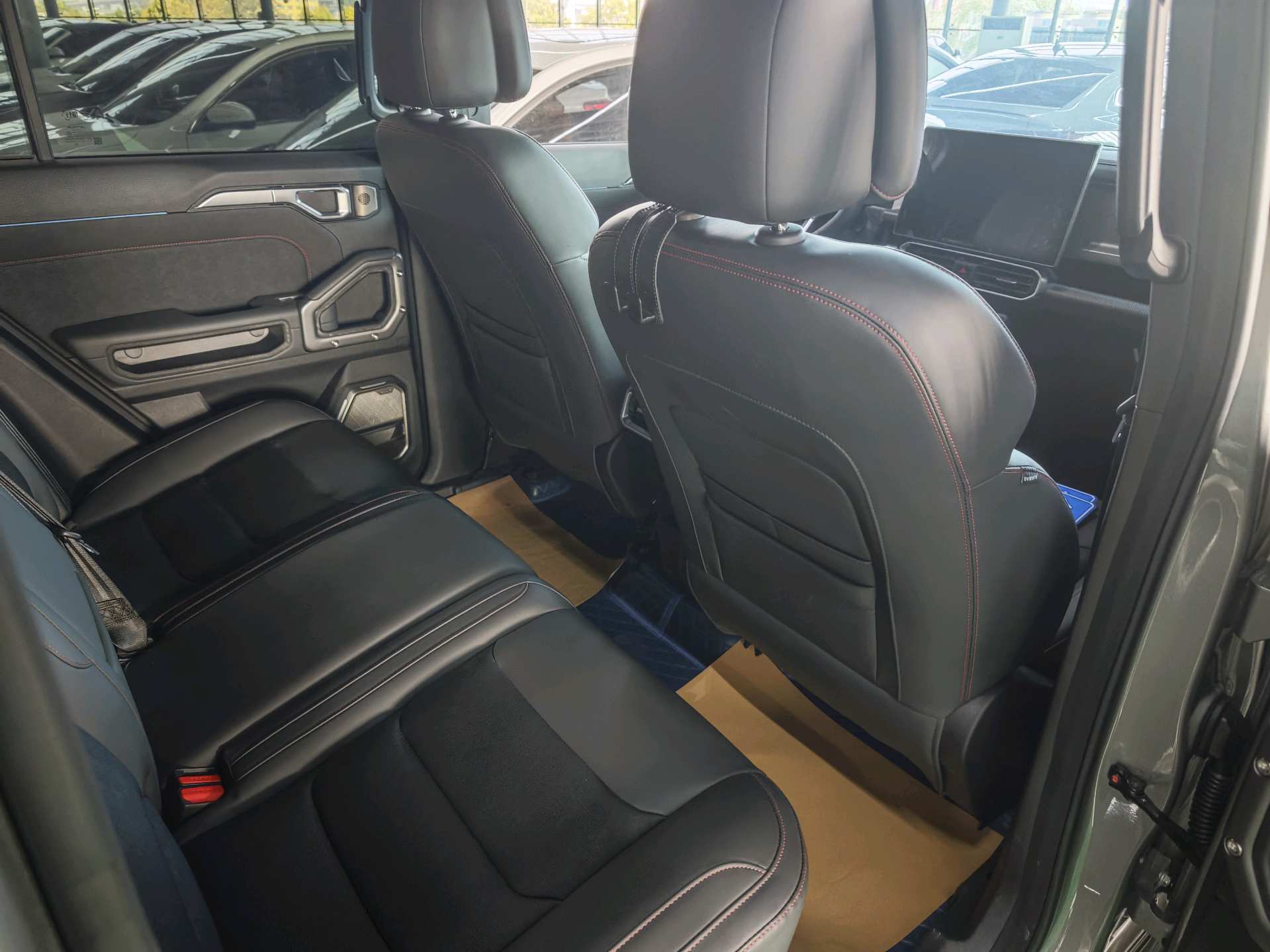 JETOUR 2023 Traveler 2.0T 4WD Transverse PRO+