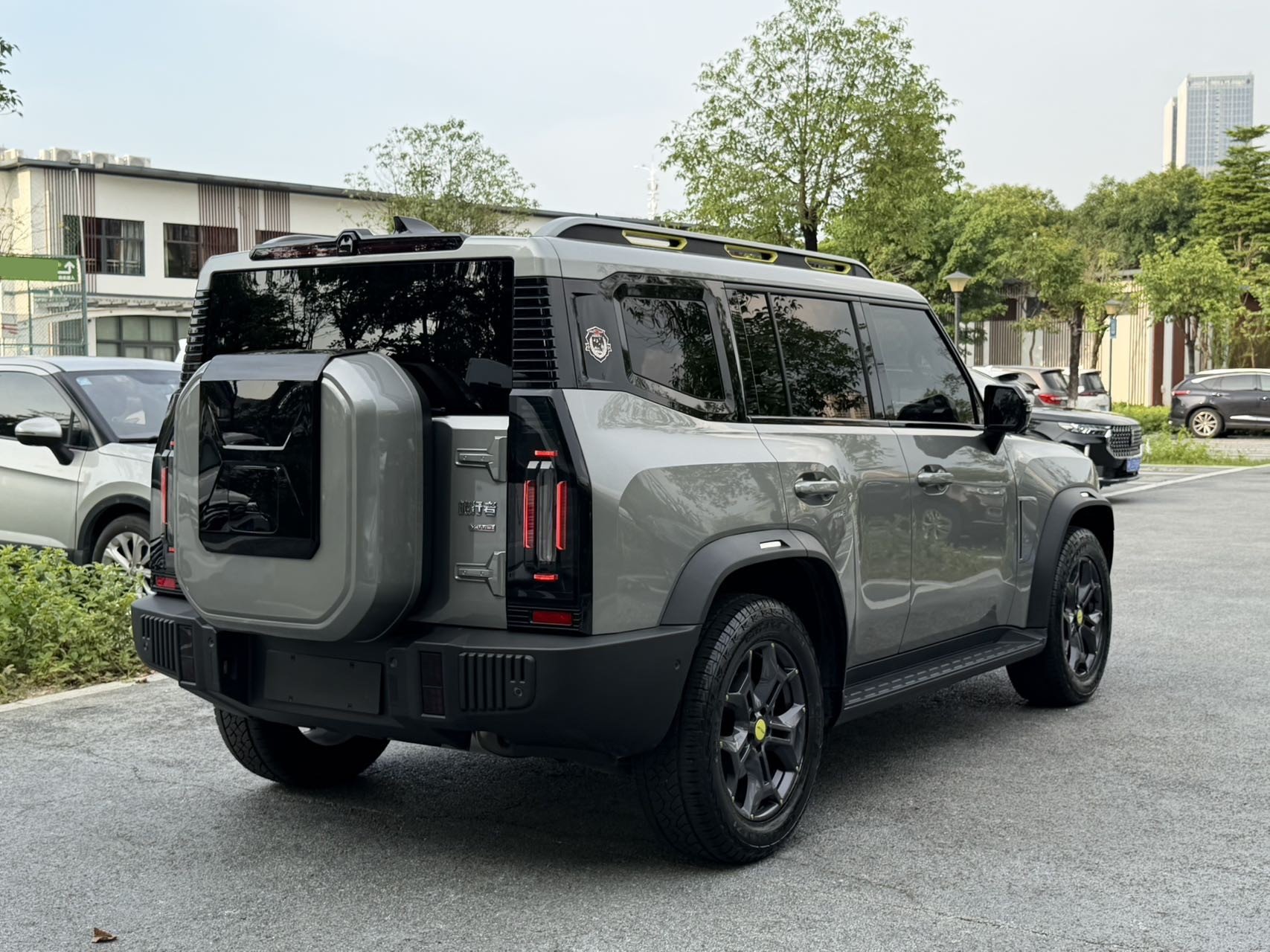 JETOUR 2023 Traveler 2.0T 4WD Cross PRO