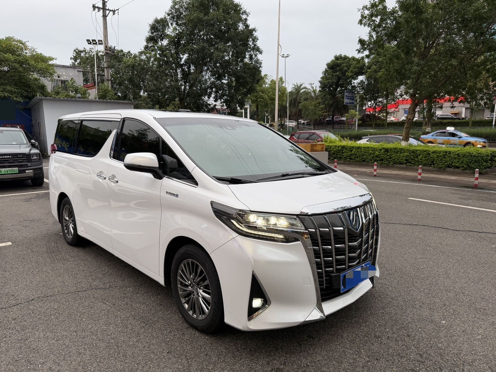 Toyota Alphard (Import) 2020 Alphard 2.5 CVT Luxury Edition