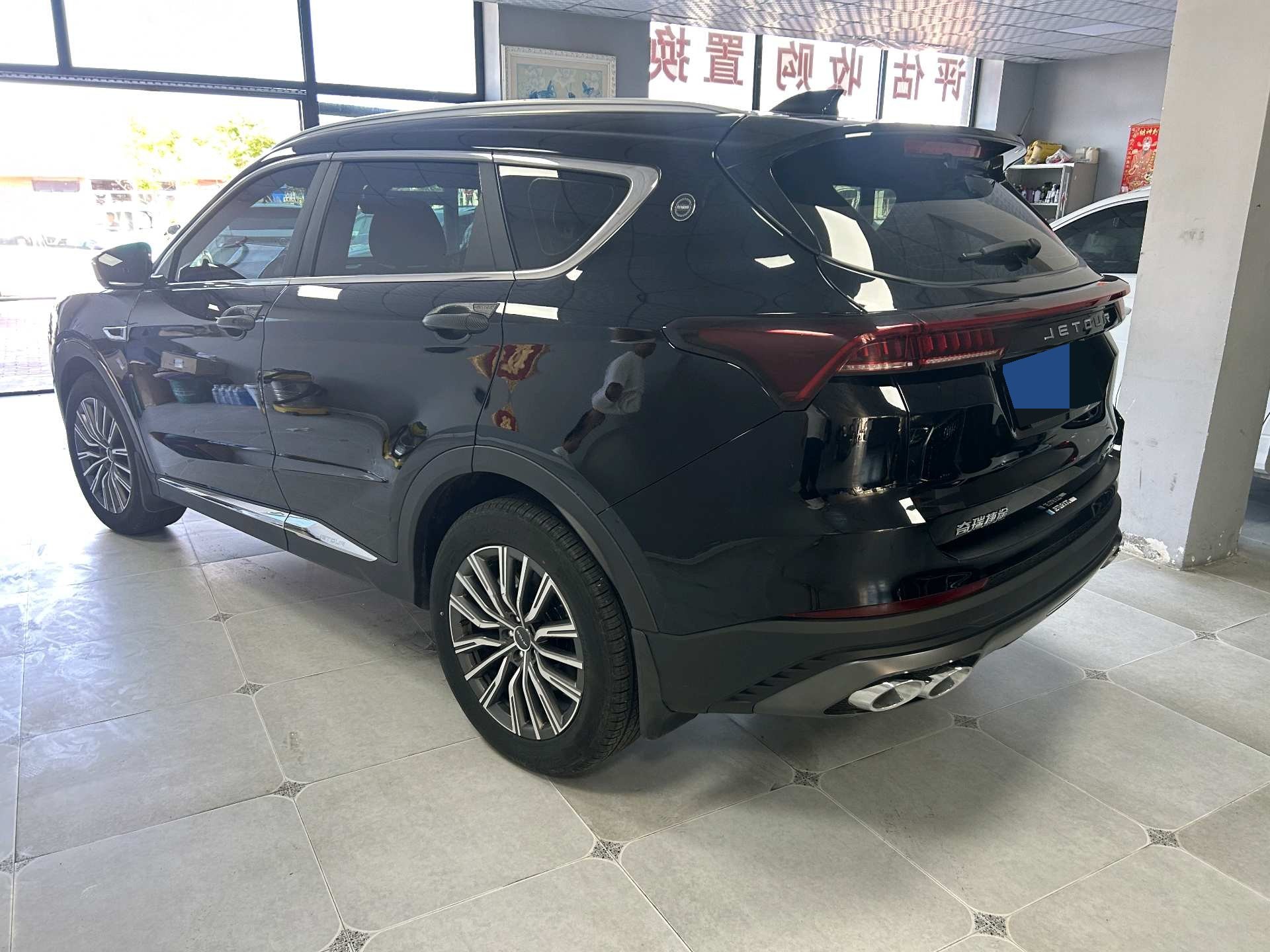 JETOUR 2023 X70 PLUS 1.5T Ziqiang PRO 5-seater