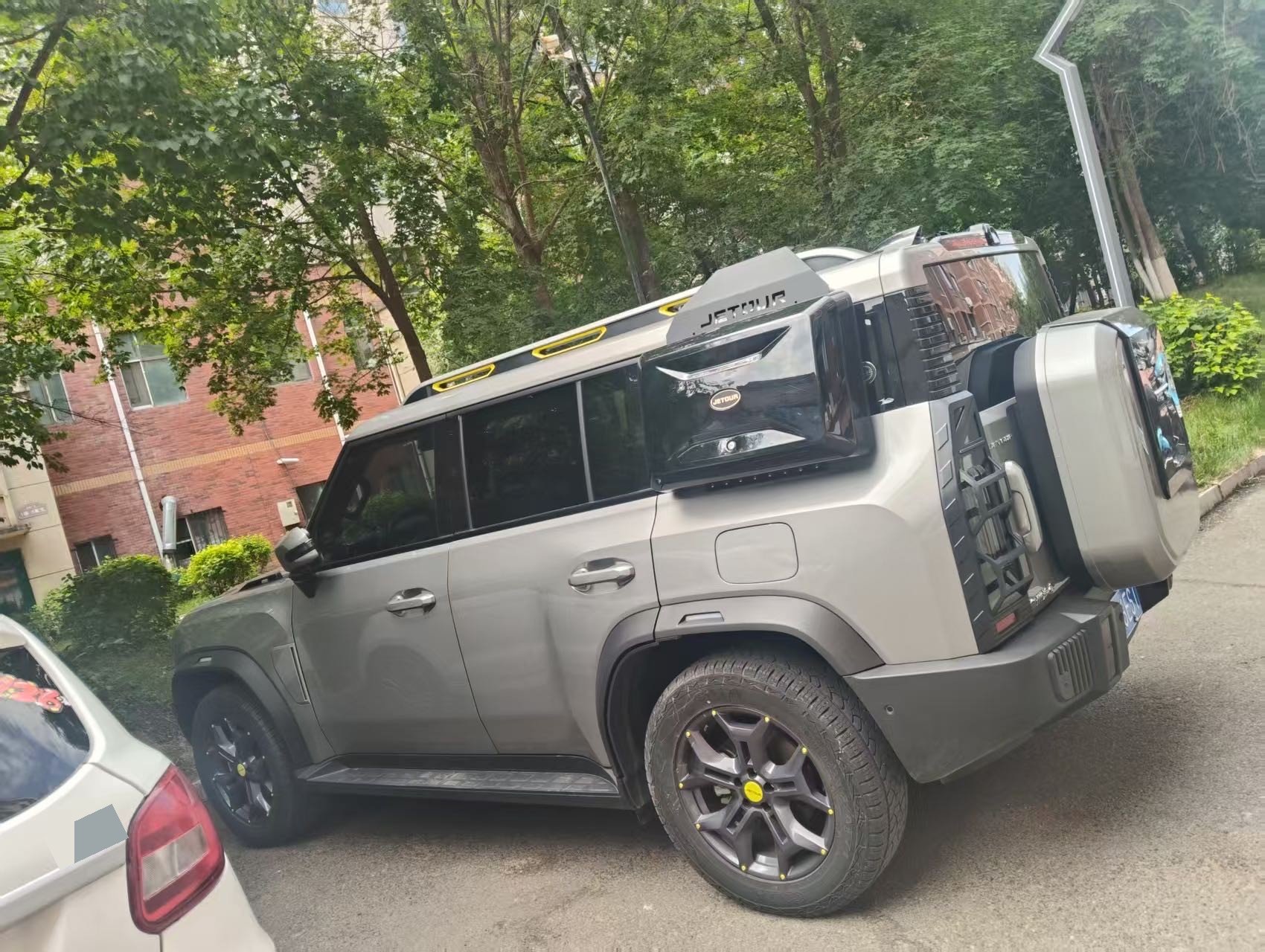 JETOUR 2023 Traveler 2.0T 4WD Cross PRO