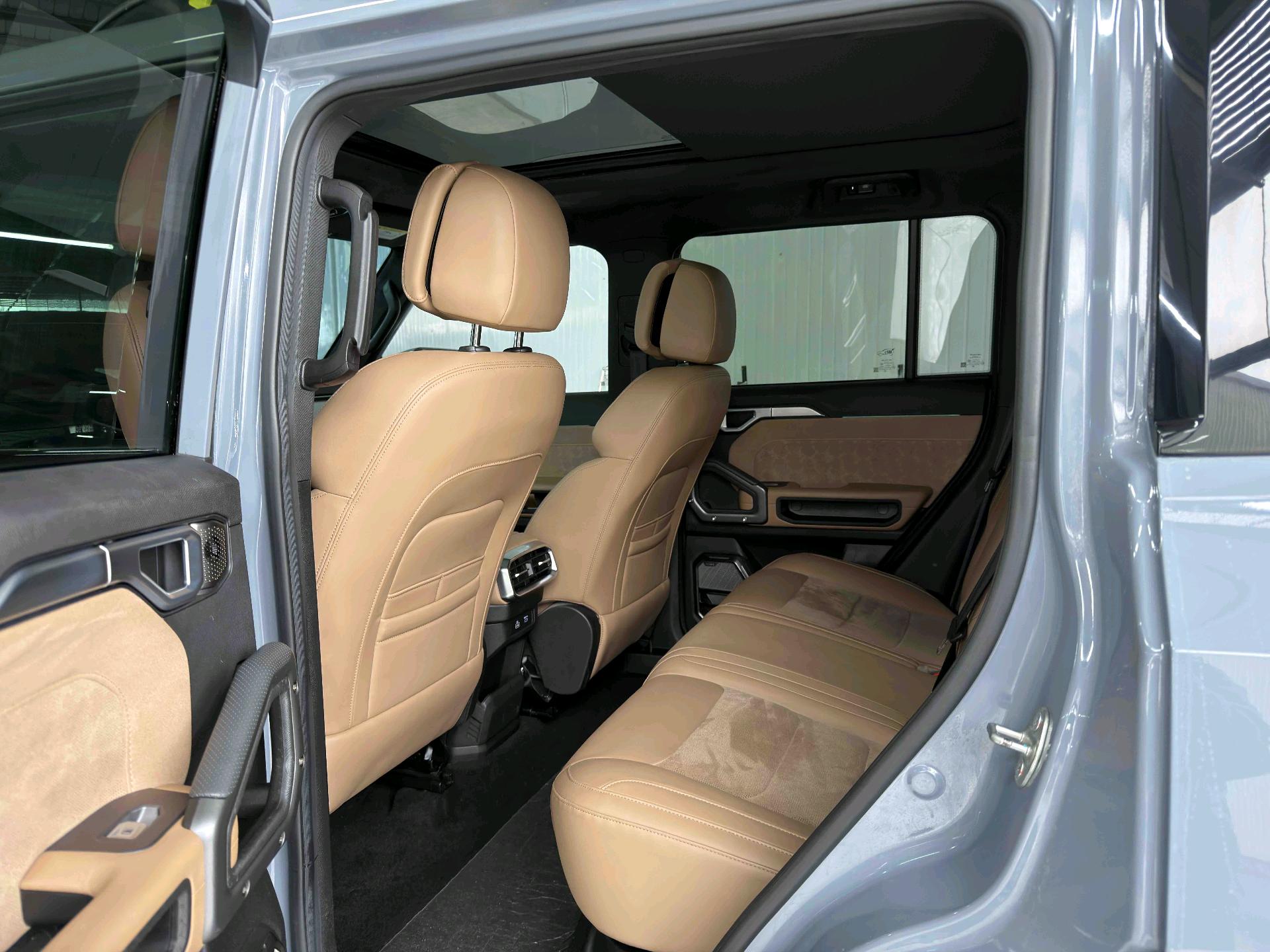 JETOUR 2023 Traveler 2.0T 4WD Cross PRO+