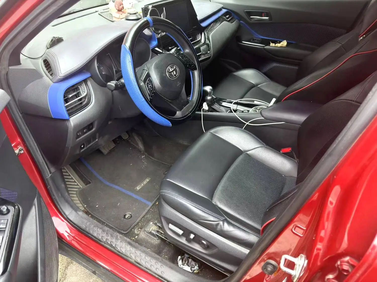 Toyota 2020 C-HR 2.0 CVT Leading Edition