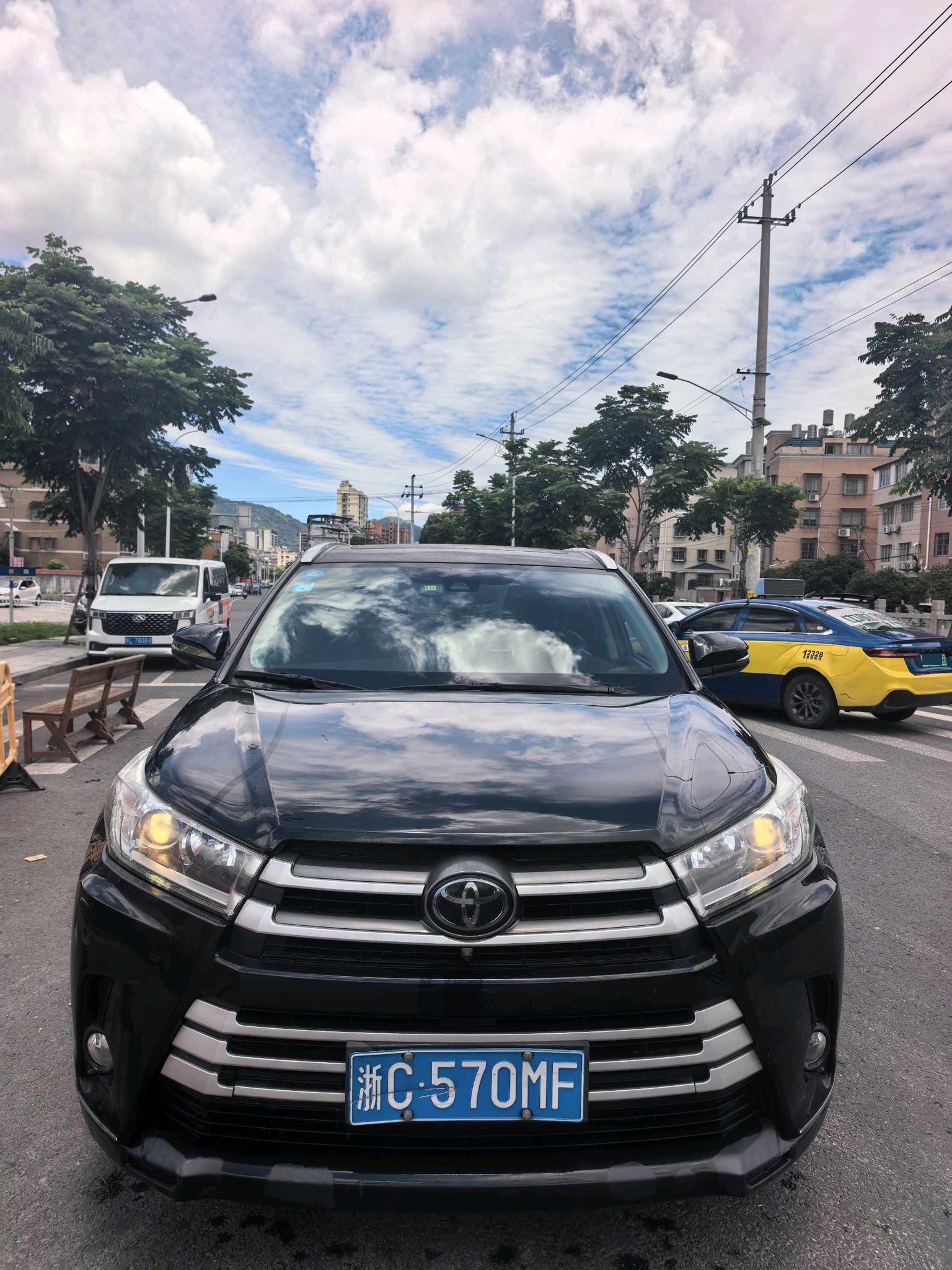 Toyota 2019 Highlander 2.0T 4WD Luxury 7-Seater