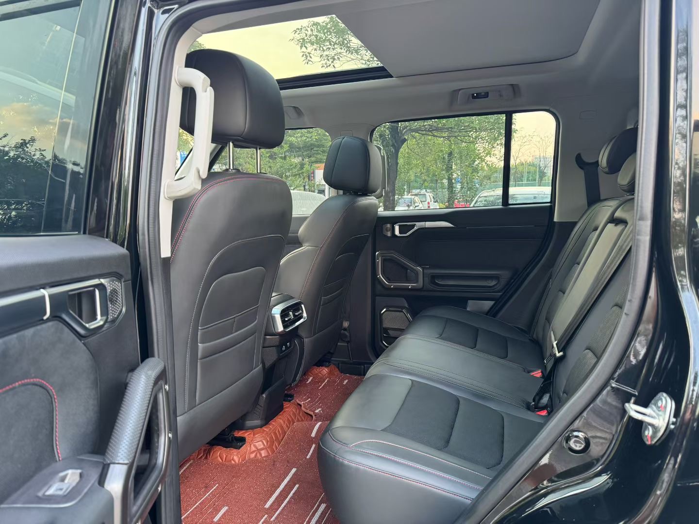 JETOUR 2023 Traveler 2.0T 4WD Cross PRO+