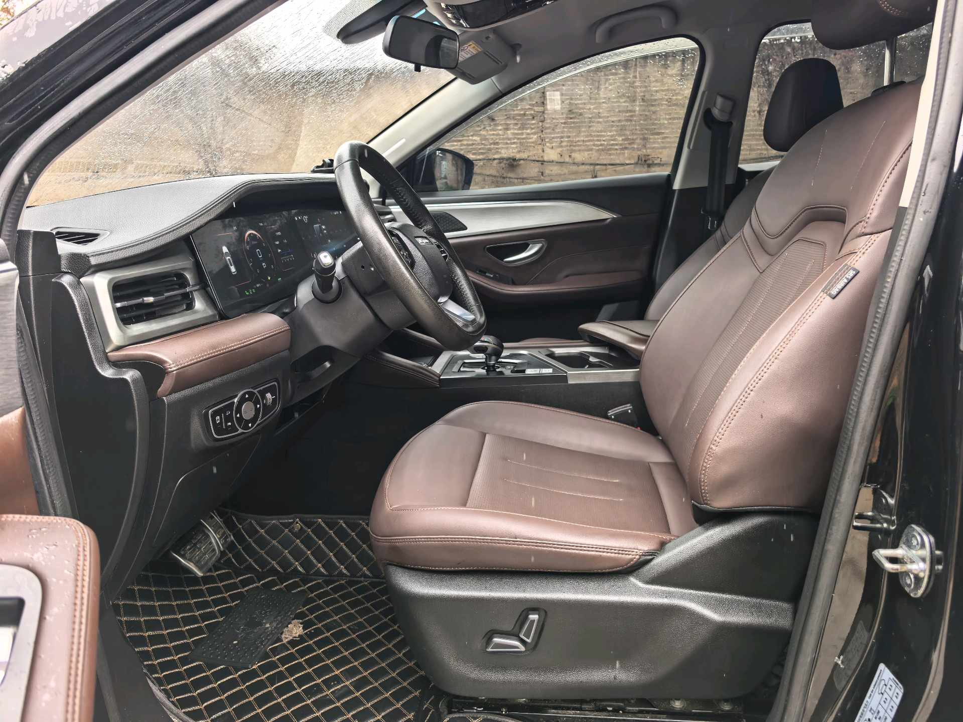 JETOUR 2023 X90 PLUS 1.6TD Villa 7-Seater
