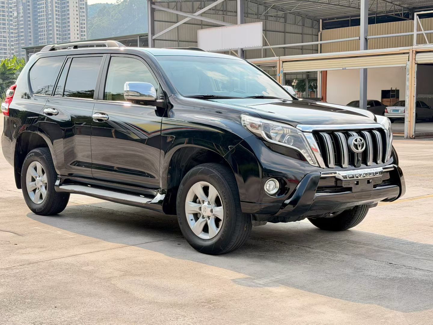 Toyota Prado (Import) 2017 Prado 2.7 GXR Middle East Version