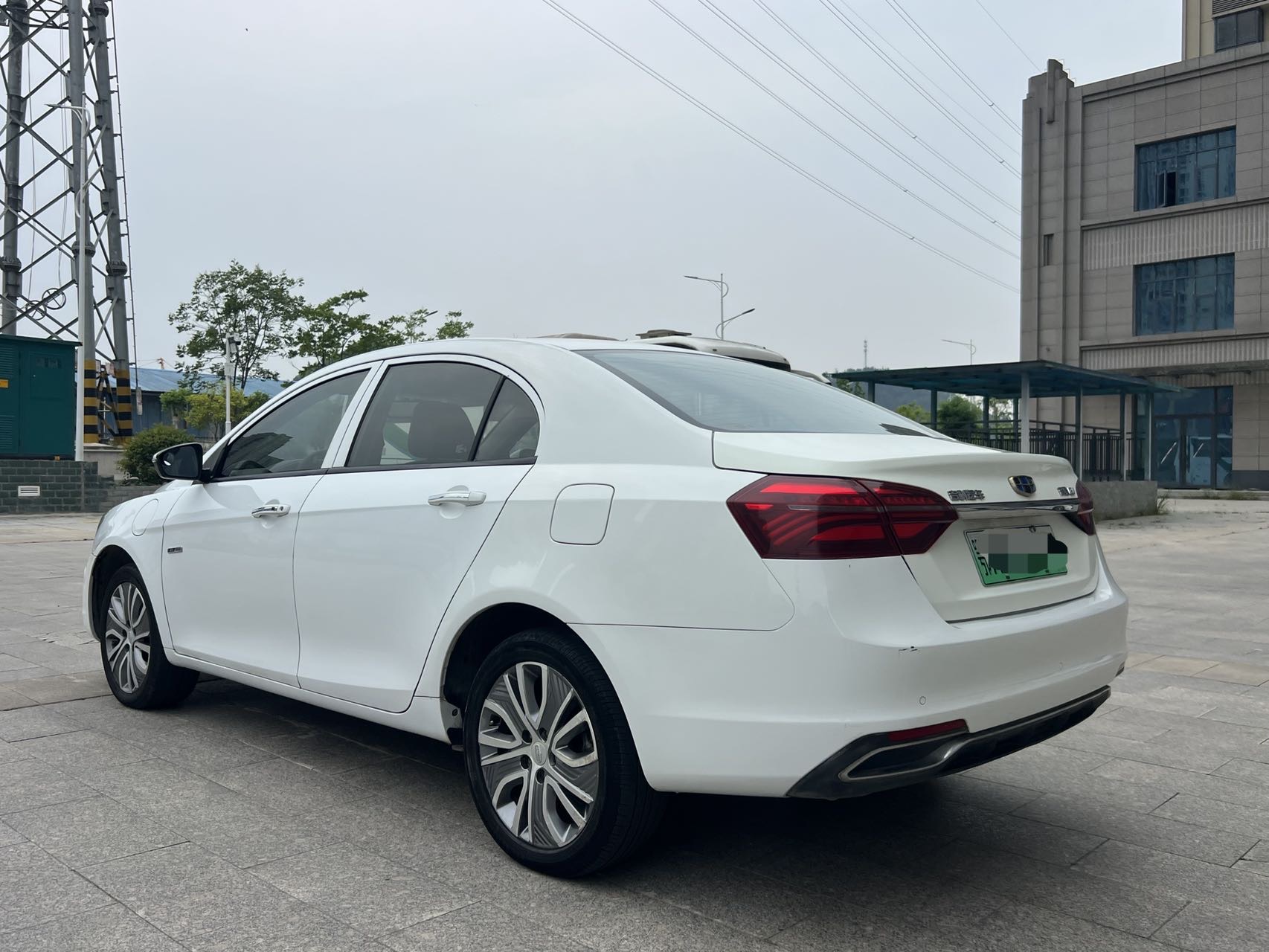 吉利 2018款 帝豪EV450 帝豪EV450 进取型