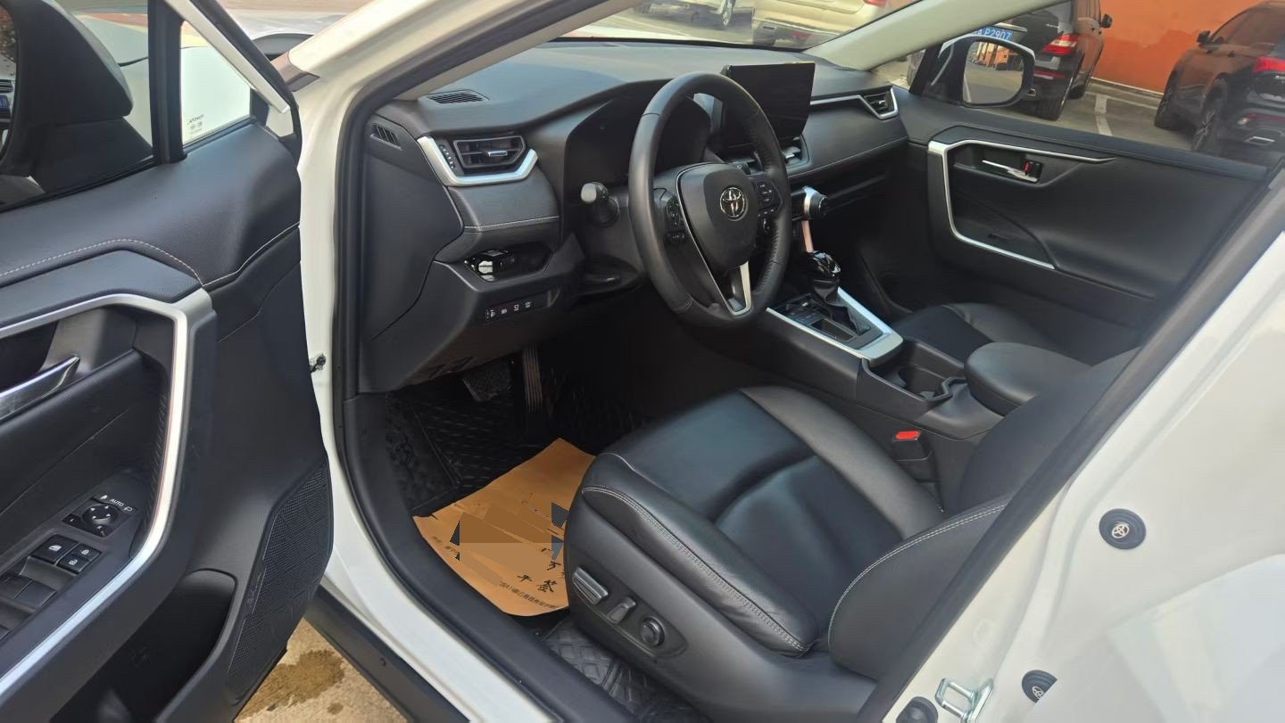 Toyota 2021 RAV4 2.0 CVT 2WD Fashion Edition