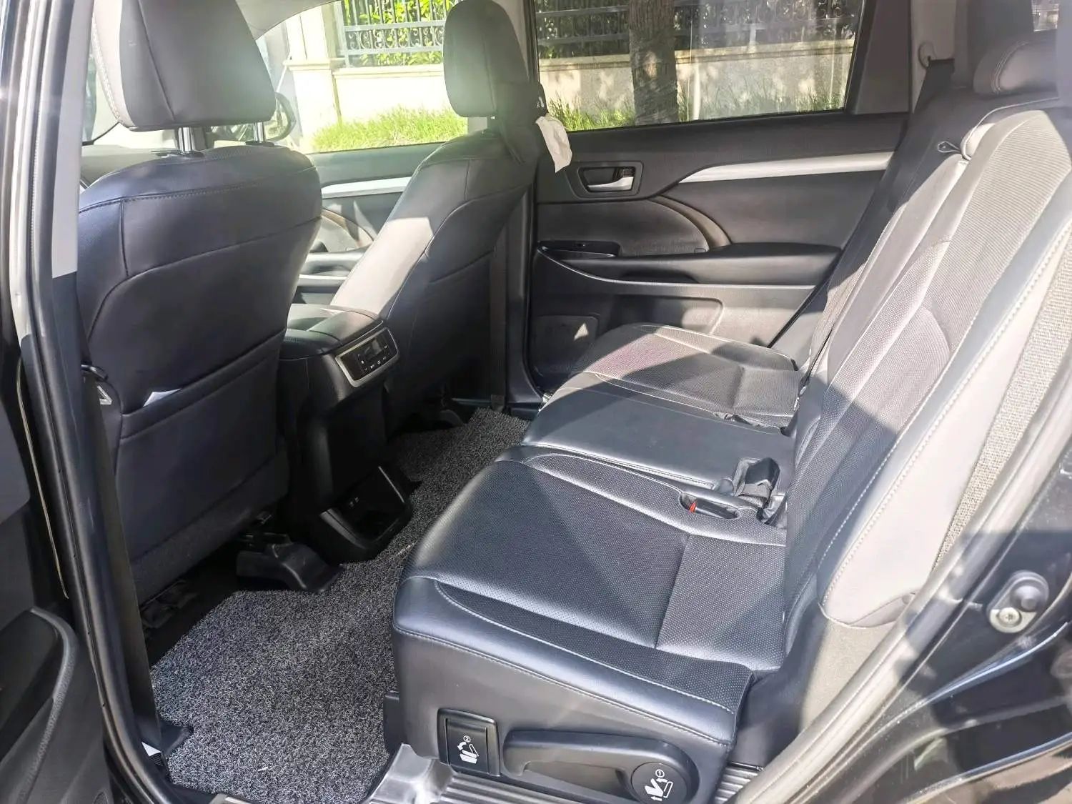 Toyota 2019 Highlander 2.0T 4WD Premium 7-Seater