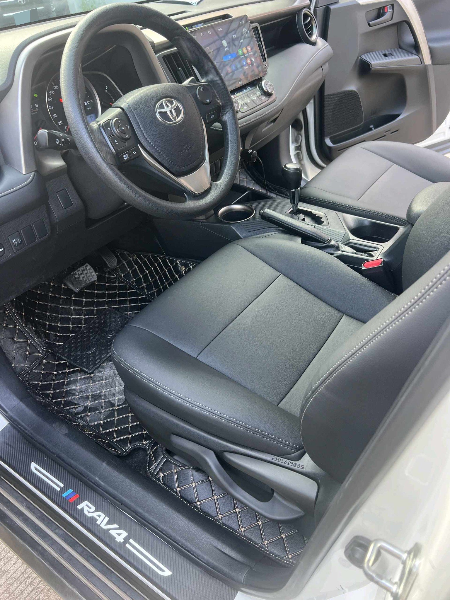 丰田 2015款 RAV4 2.0 无级 两驱风尚版