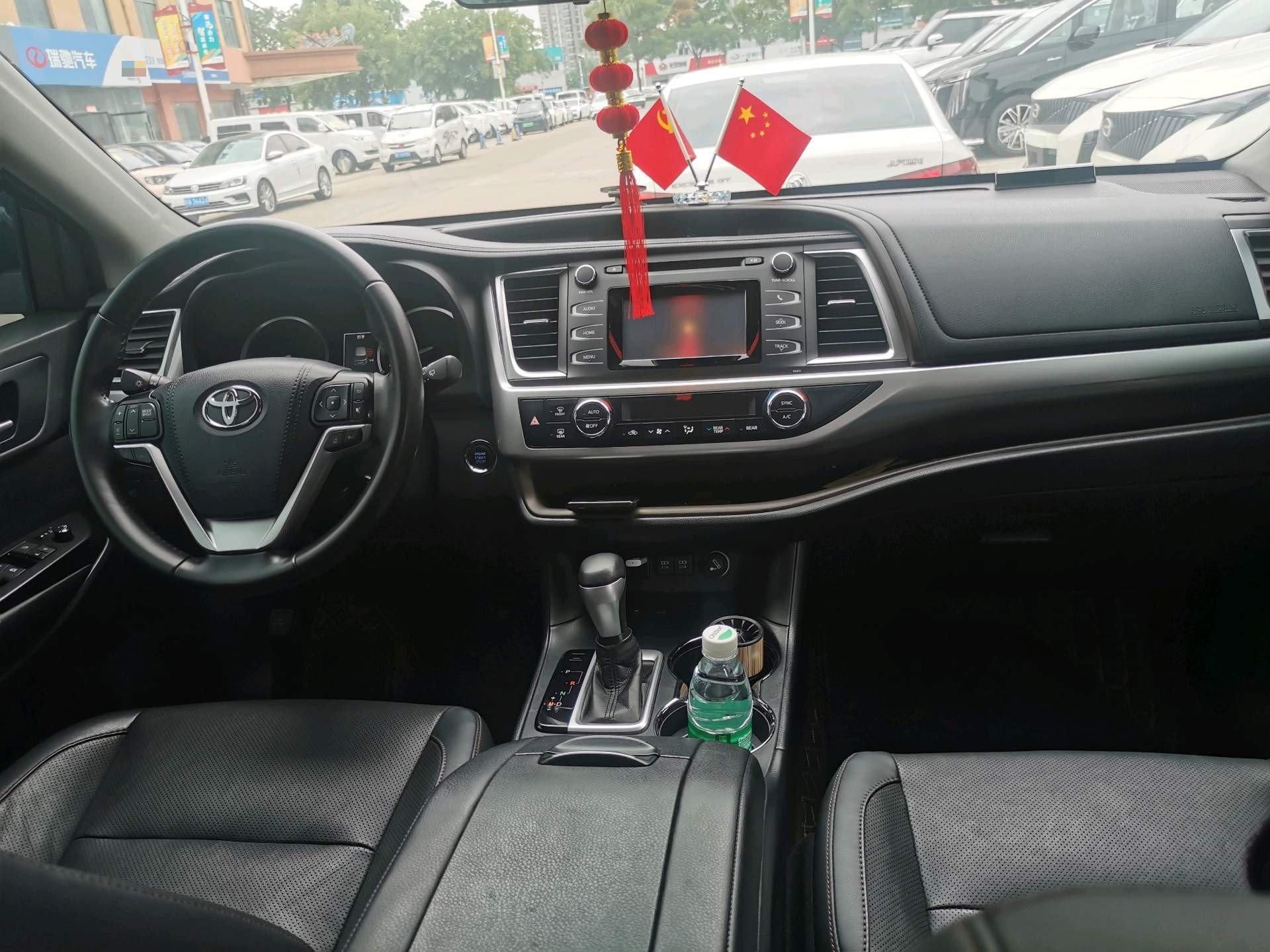 Toyota 2019 Highlander 2.0T 2WD Luxury 7-Seater