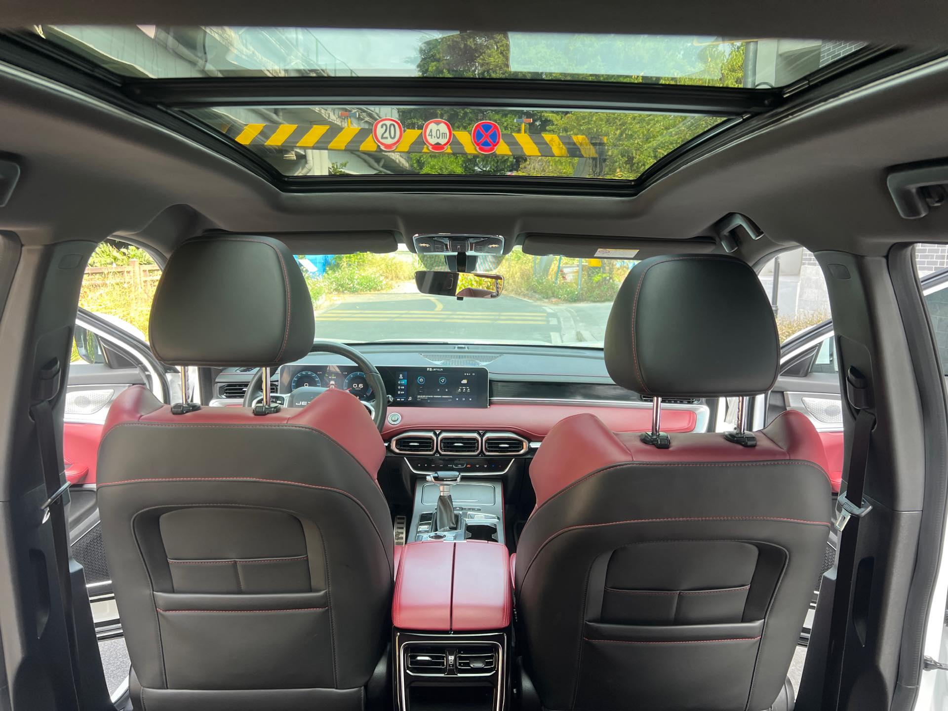 JETOUR 2021 X70 PLUS 1.6T Star PRO 7-Seater